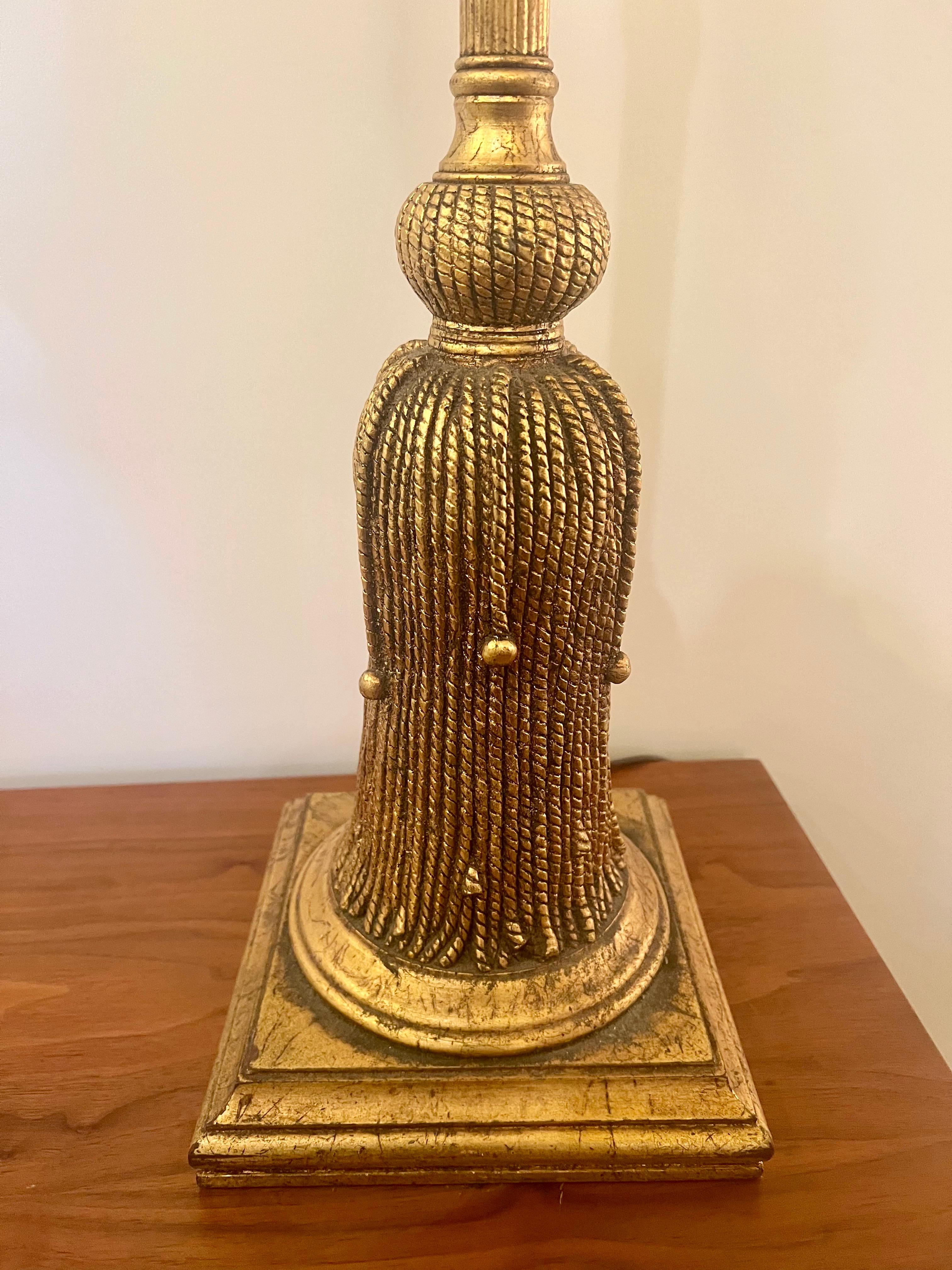 20th Century 1950's Italian Tall Hollywood Regency Gold Leaf Finish Table Lamp For Sale
