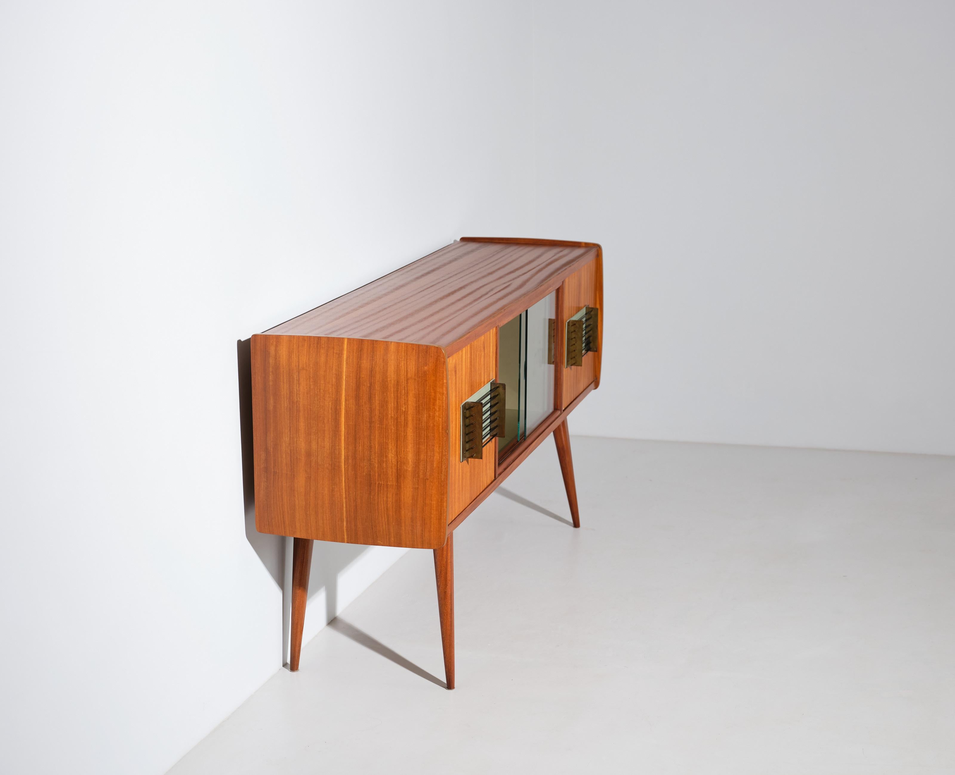 1950s Italian Teak Credenza with Bar : Refined Design, Glass Doors, and Brass For Sale 2