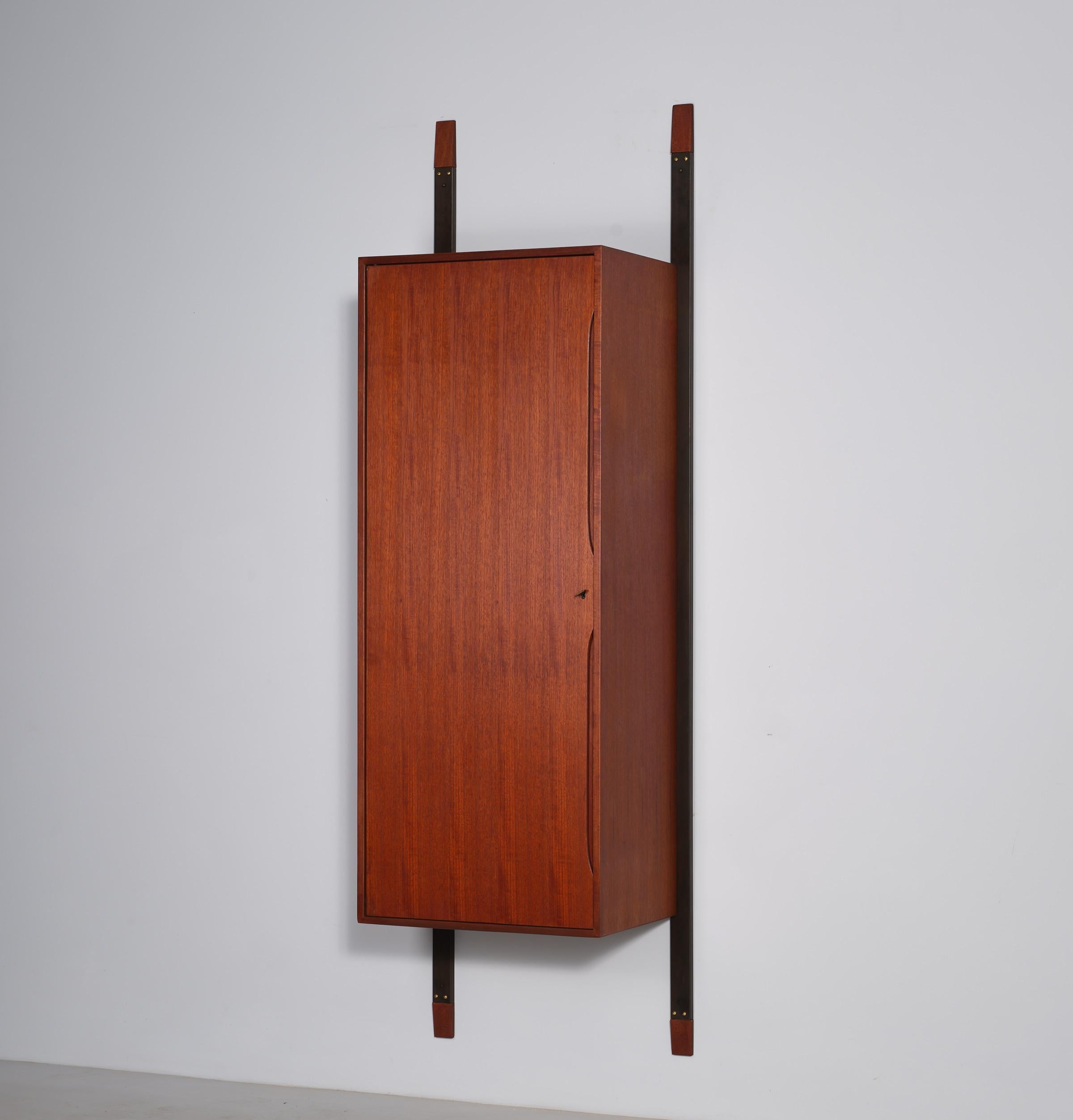 1950s Italian Teak Wall Unit Wardrobe - Minimalist Design 5