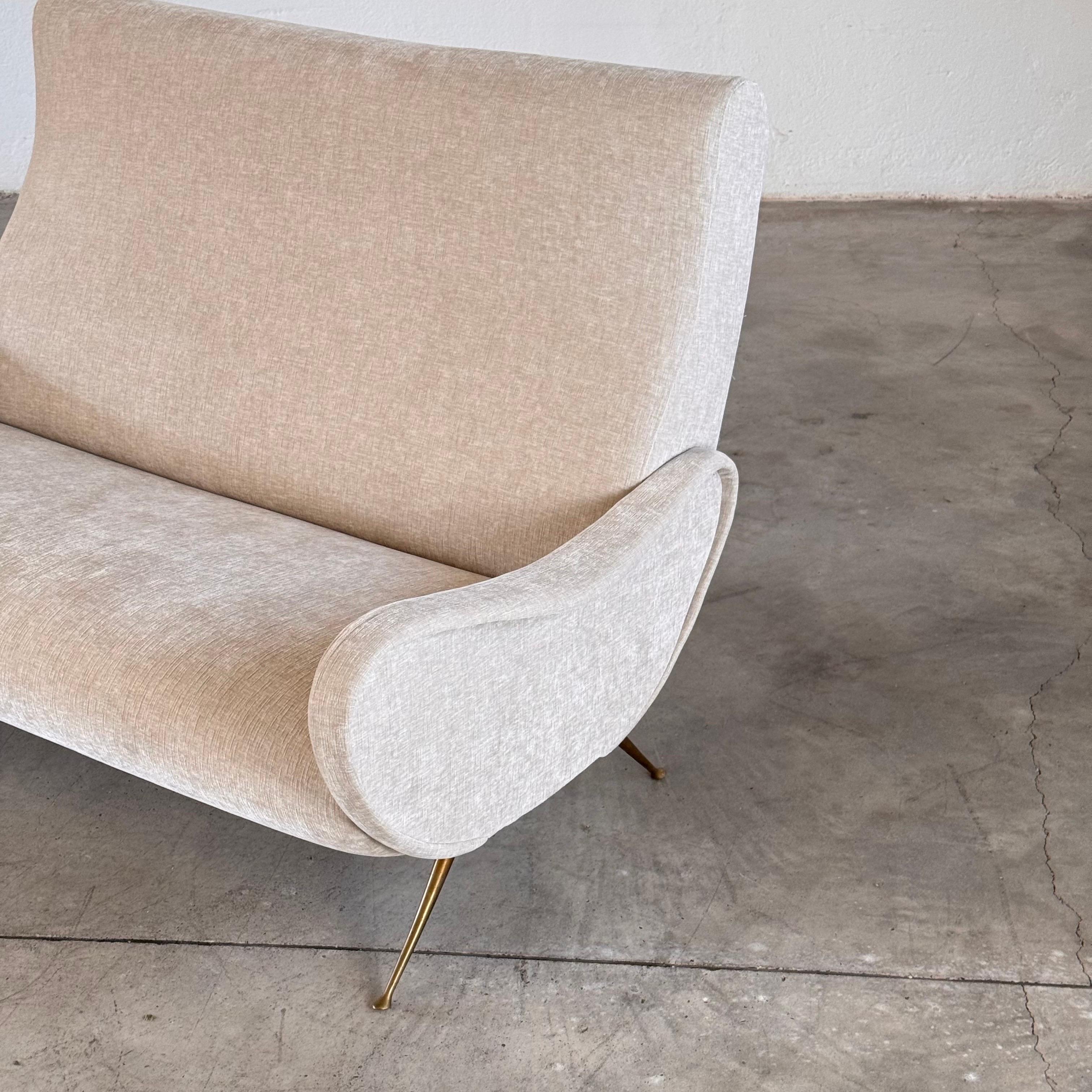 Metà XX secolo Divano a due posti degli anni '50 di Gigi Radice per Minotti in Fabrice in vendita