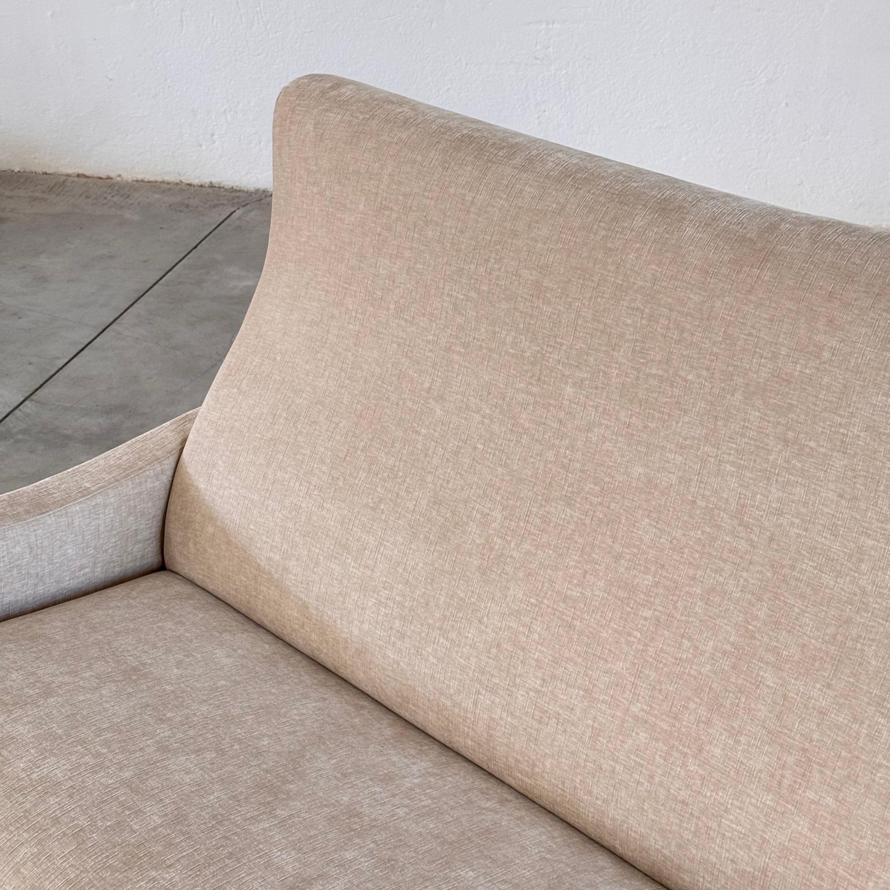 Ottone Divano a due posti degli anni '50 di Gigi Radice per Minotti in Fabrice in vendita