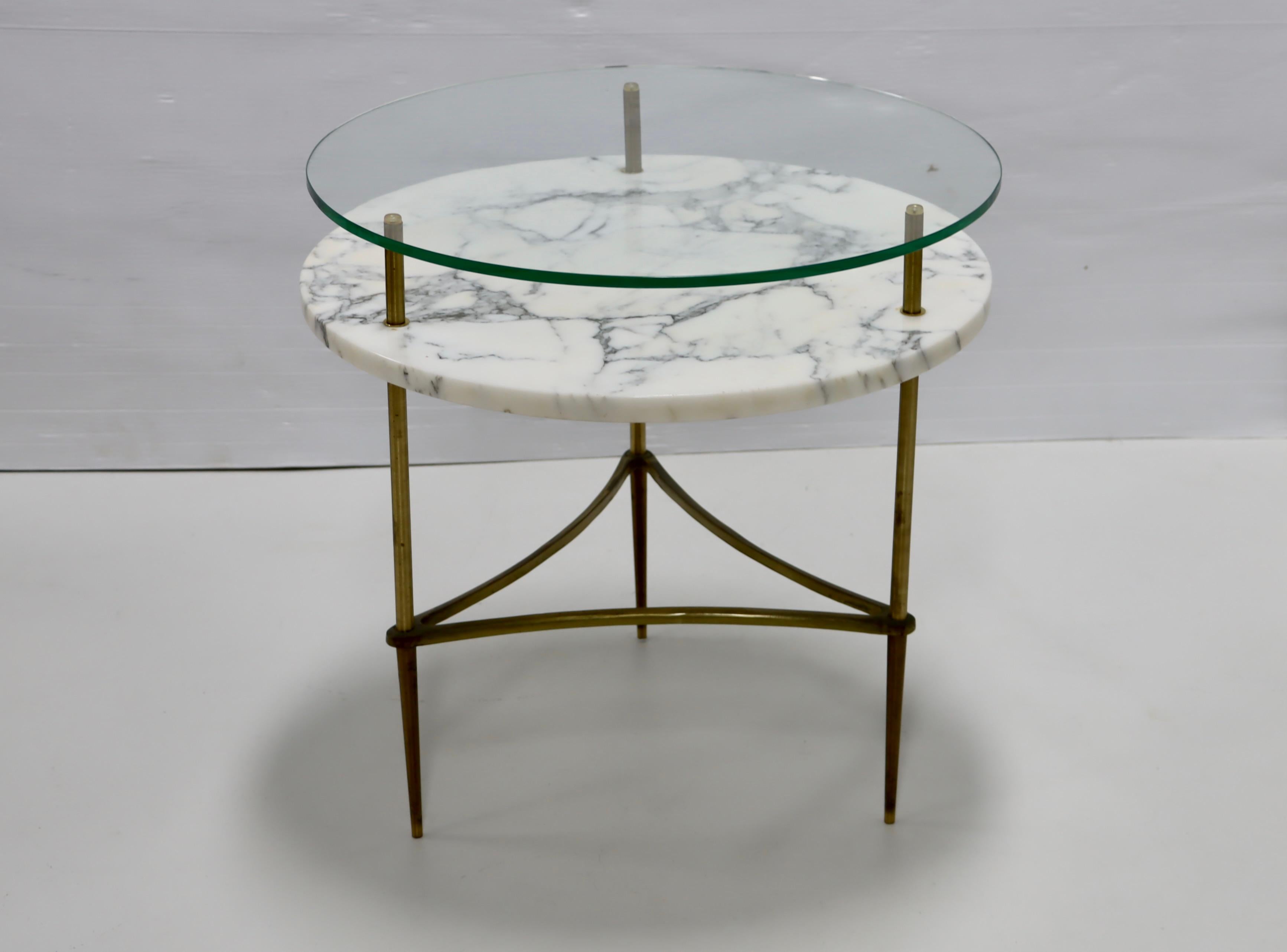 Italienische Beistelltische aus Carrara-Marmor und Messing aus den 1950er Jahren 5