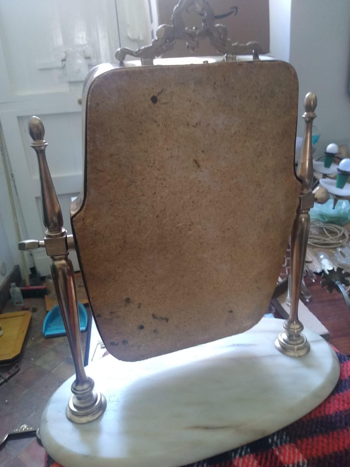 Mid-Century Modern Meuble-lavabo italien des années 1950 en laiton avec base en marbre en vente