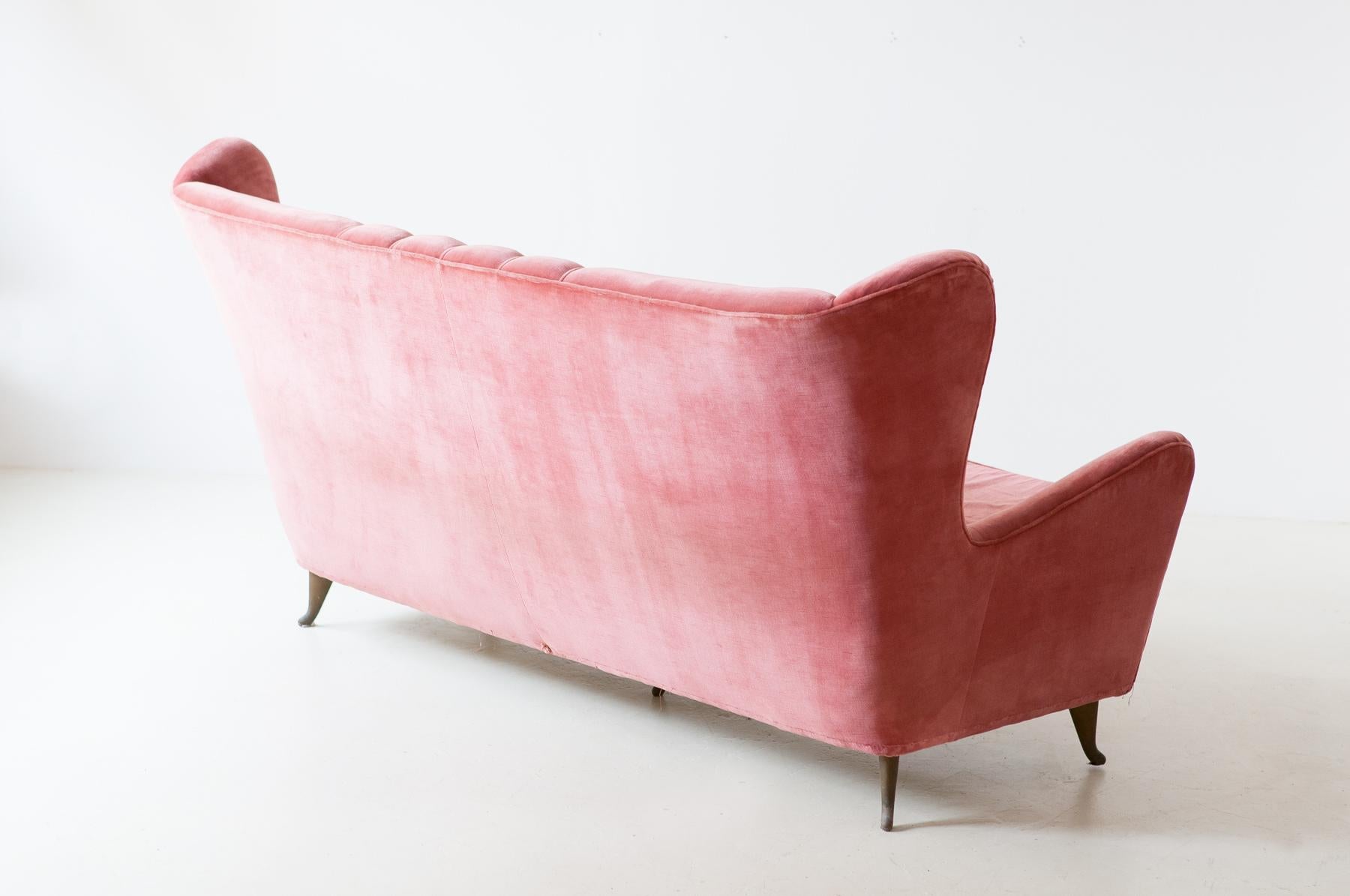 Mid-20th Century 1950s Italian Velvet Sofa by I.S.A. Bergamo