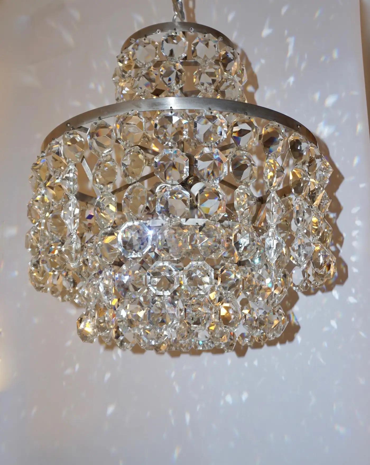 italien Lustre Vintage Italian Glass en chrome satiné et cristal clair de Murano des années 1950 en vente