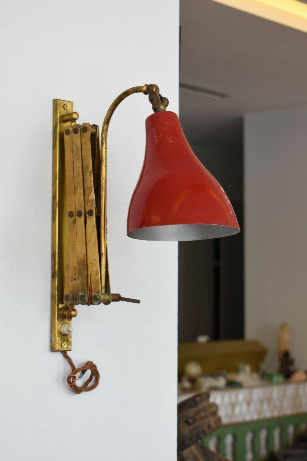 1950s Italian Wall Mounted Extendable Wall Light In Good Condition In London, GB