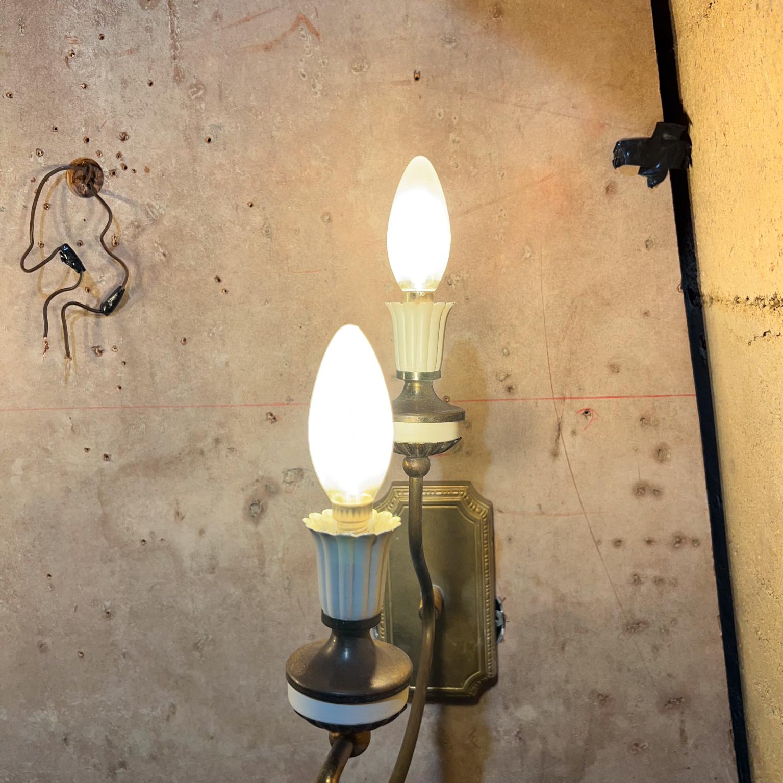 1950s Italian Wall Sconce Set Sculptural Style of Gio Ponti For Sale 3