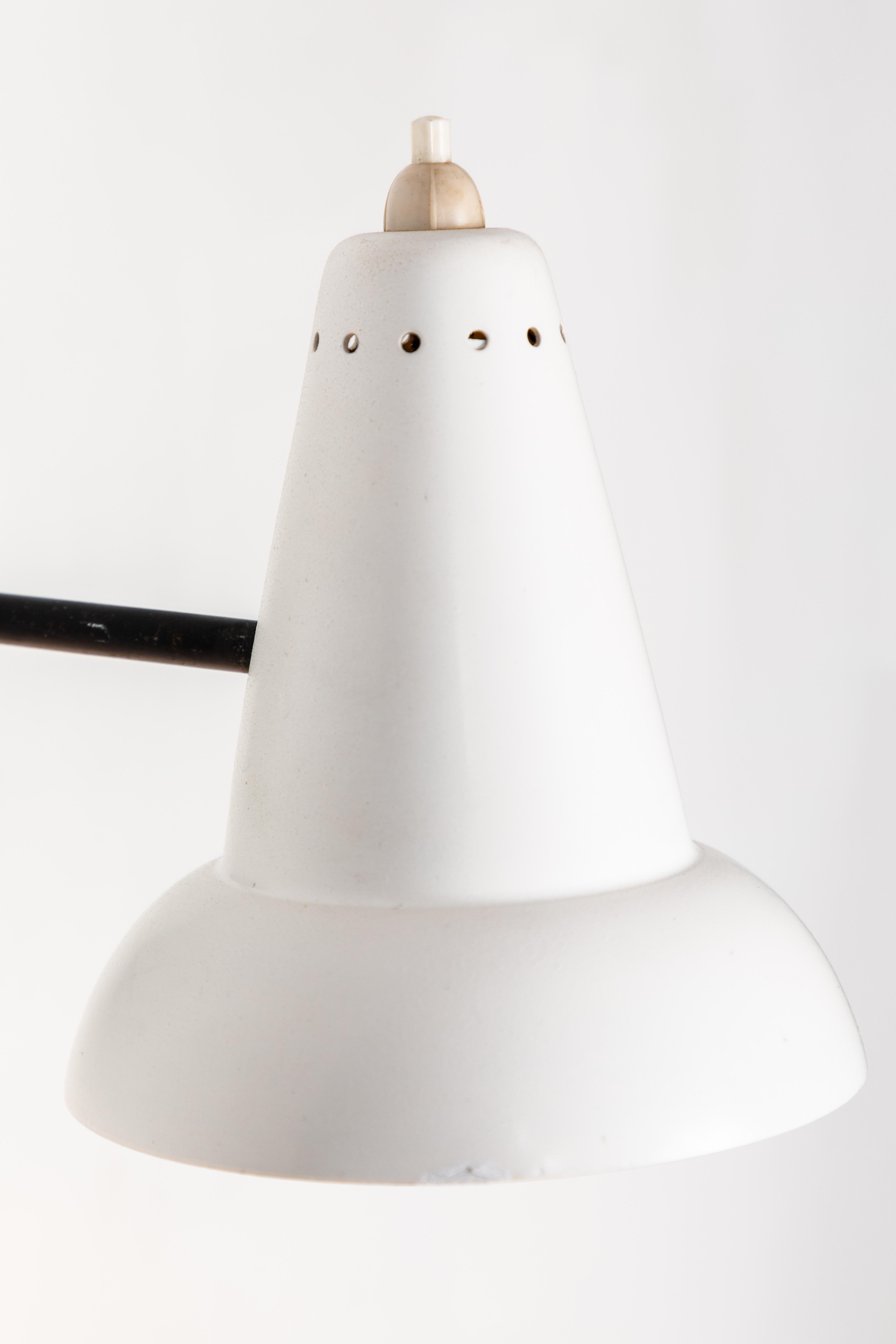 1950s Italian White Articulating Sconces Attributed to Gino Sarfatti 4