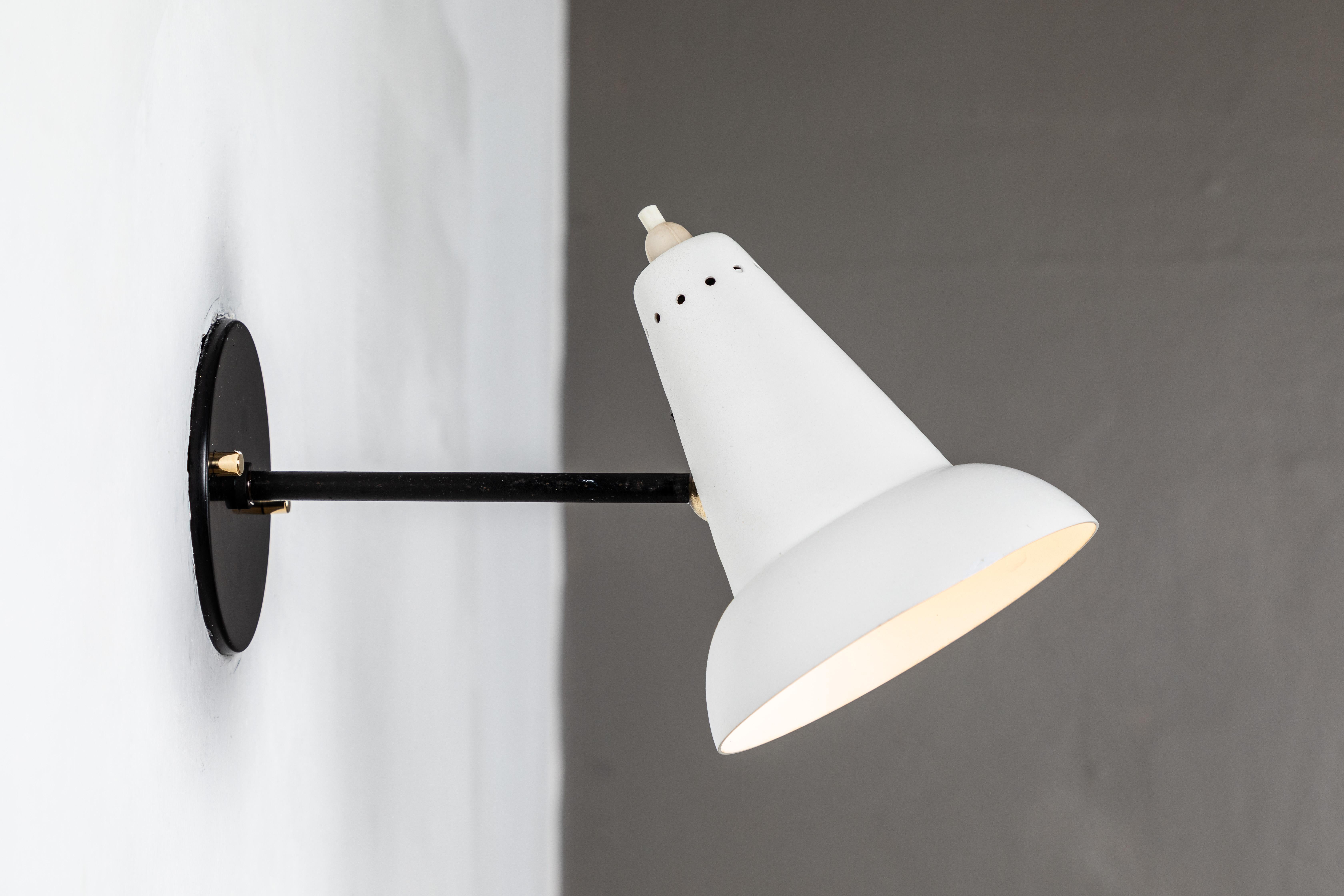 Mid-20th Century 1950s Italian White Articulating Sconces Attributed to Gino Sarfatti