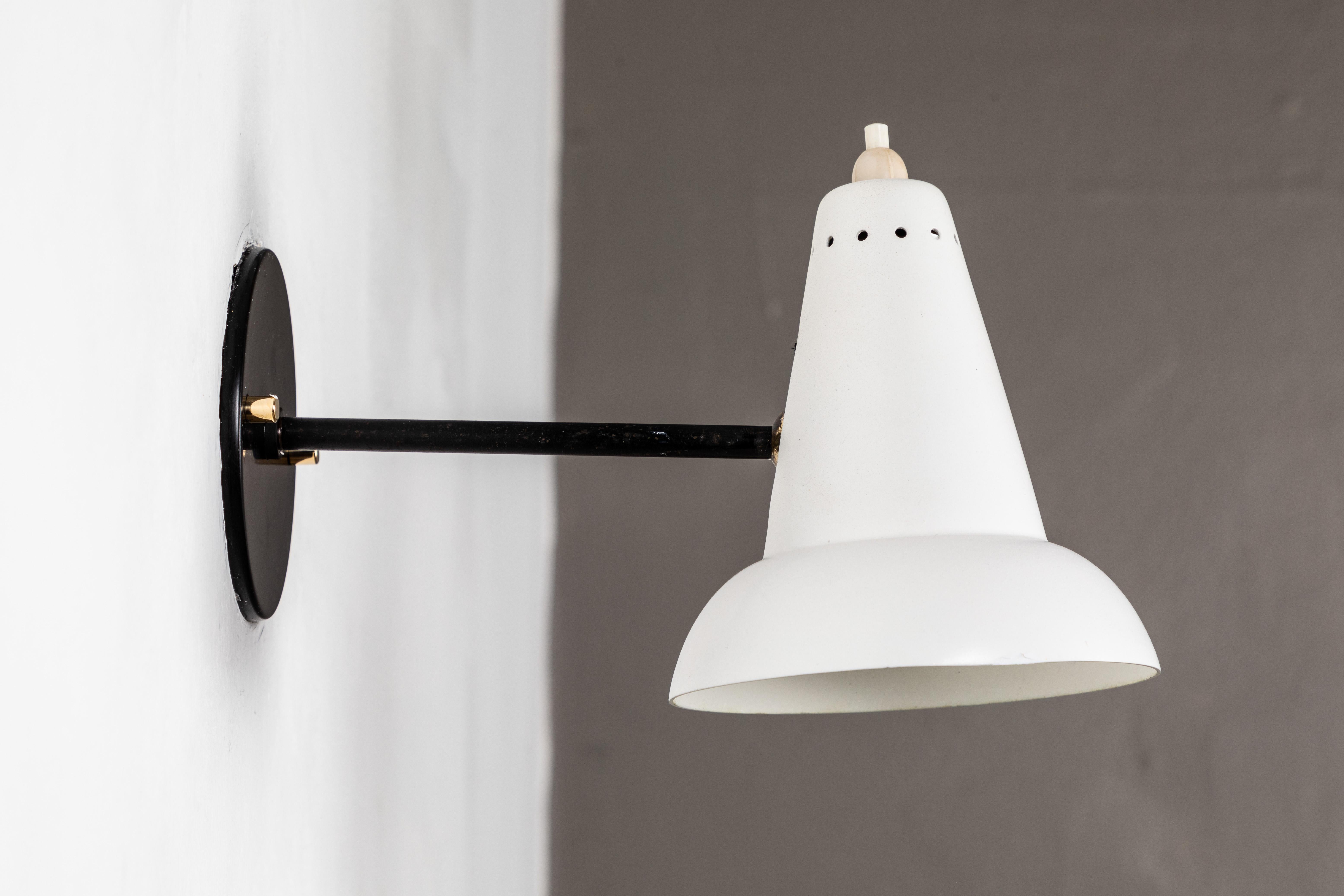 1950s Italian White Articulating Sconces Attributed to Gino Sarfatti 1