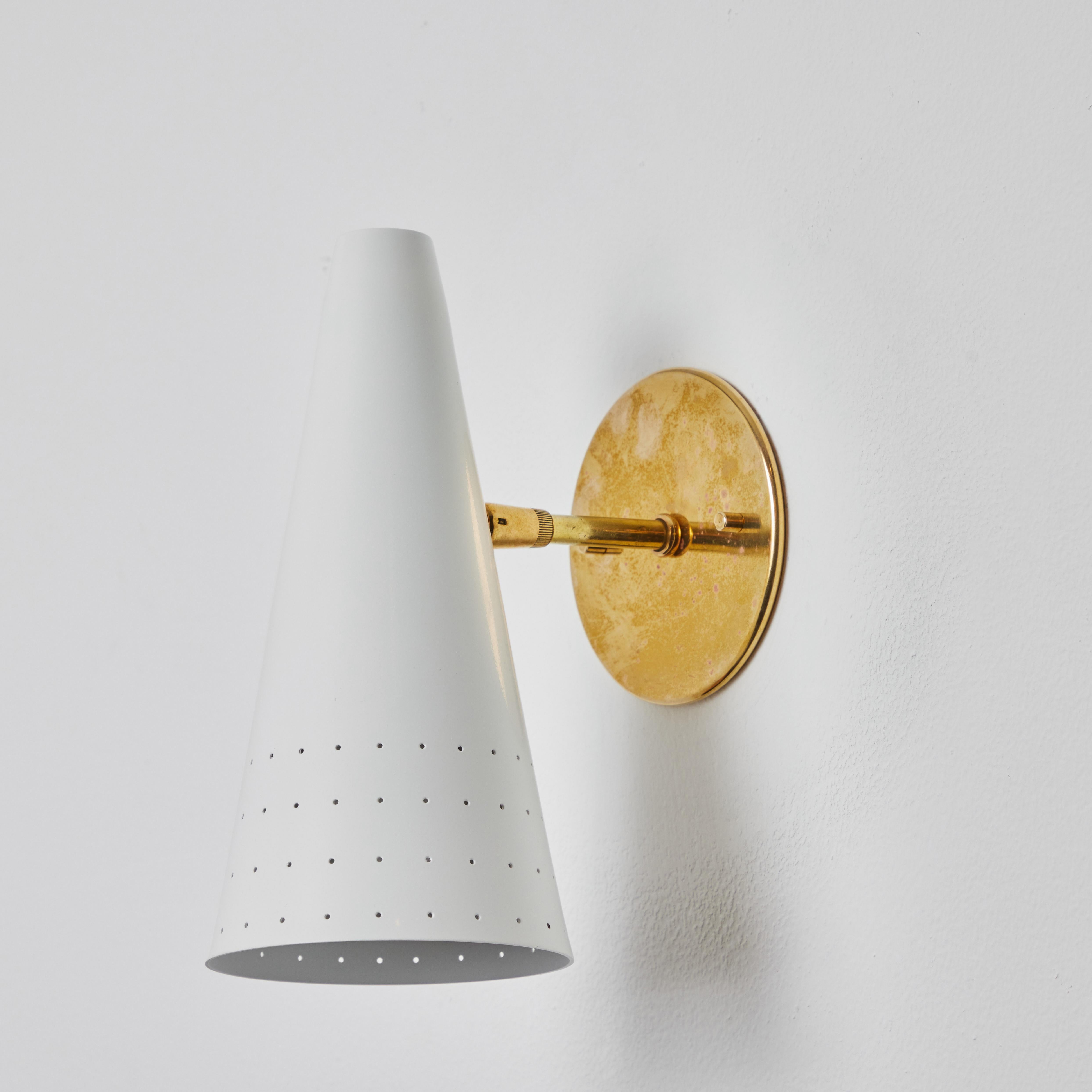 Metal 1950s Italian White Perforated Cone Sconce Attributed to Gino Sarfatti For Sale