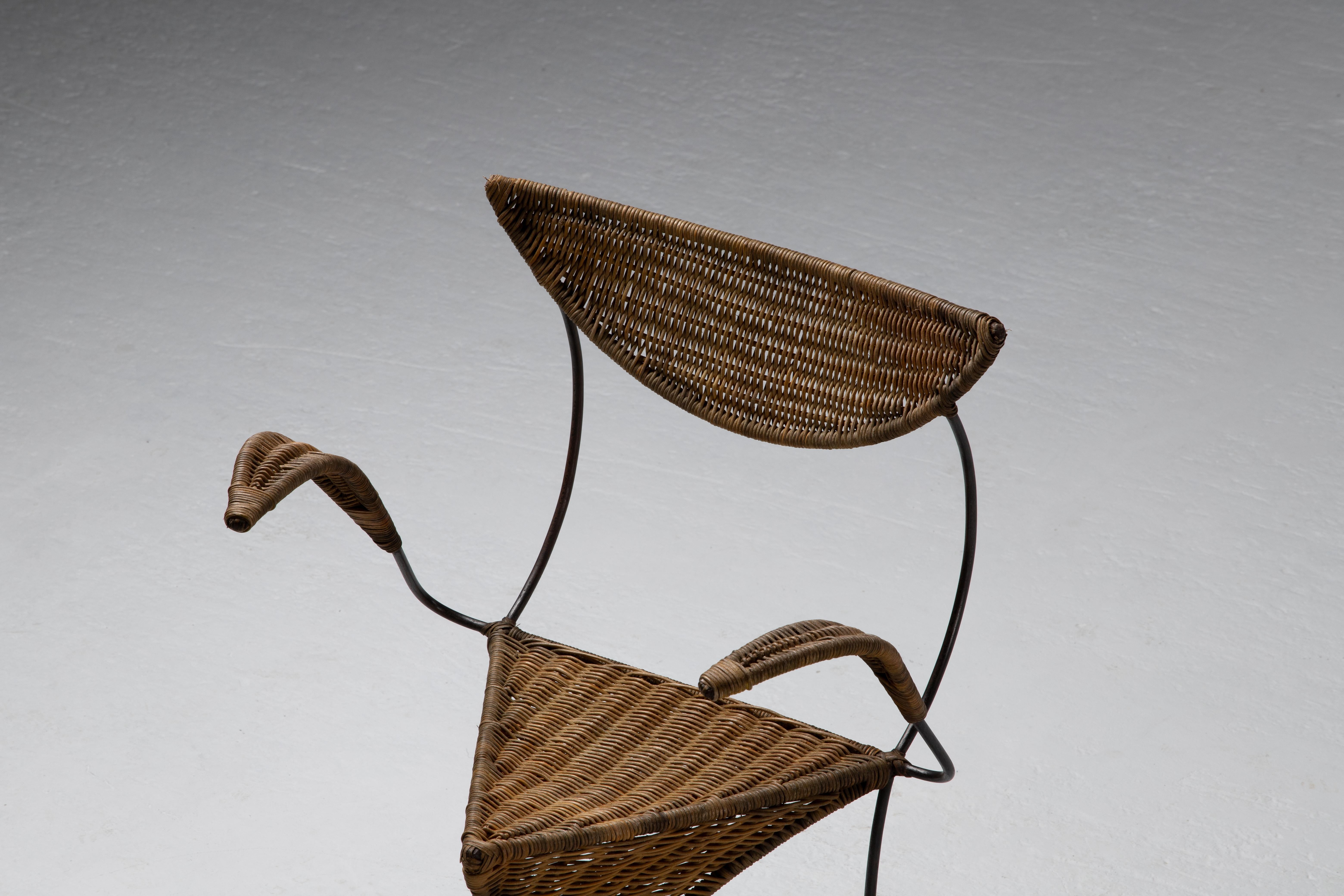 1950s Italian Wicker and Iron Armchair – Mid-Century Sculptural Design For Sale 5