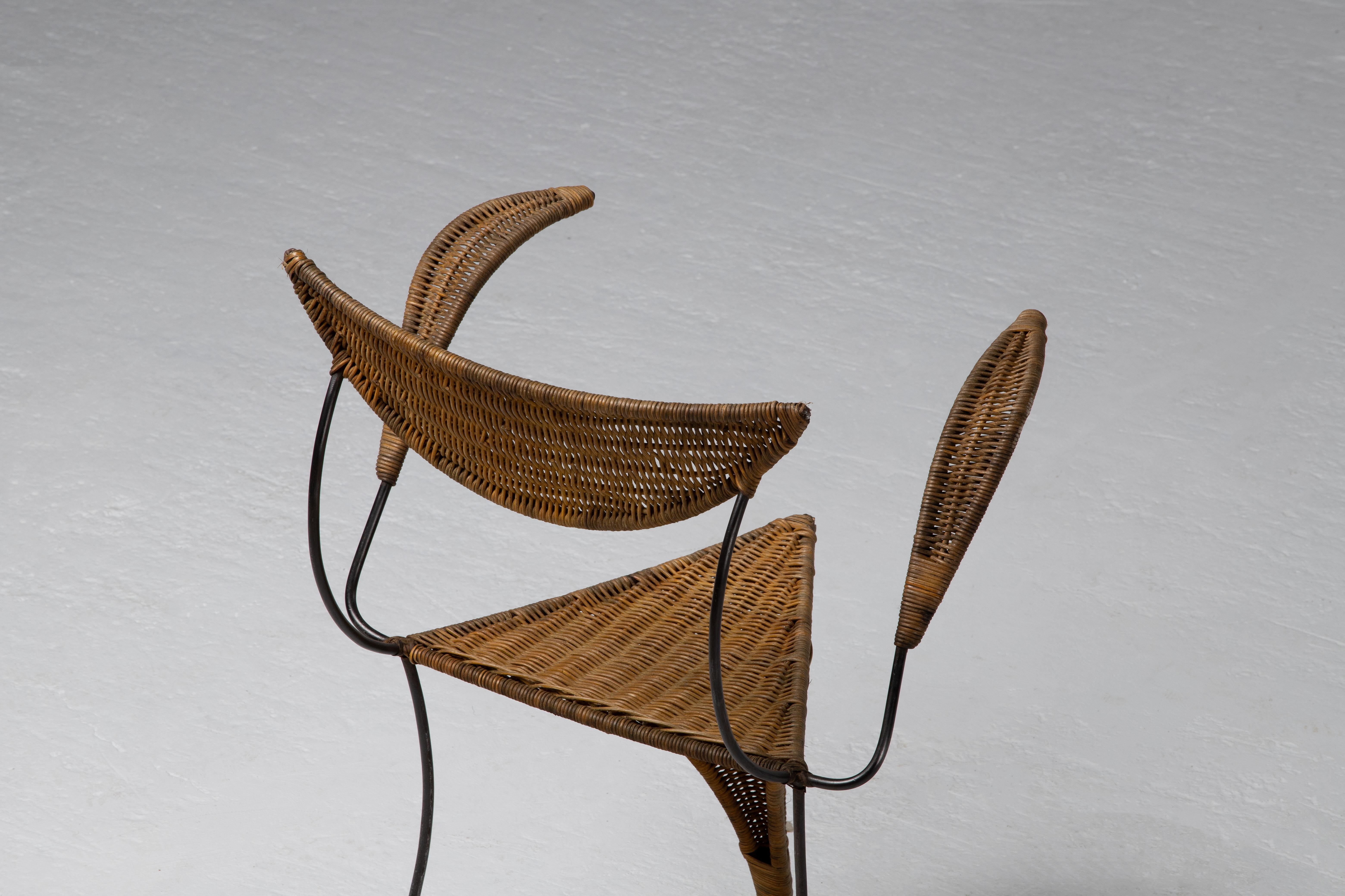 1950s Italian Wicker and Iron Armchair – Mid-Century Sculptural Design For Sale 9