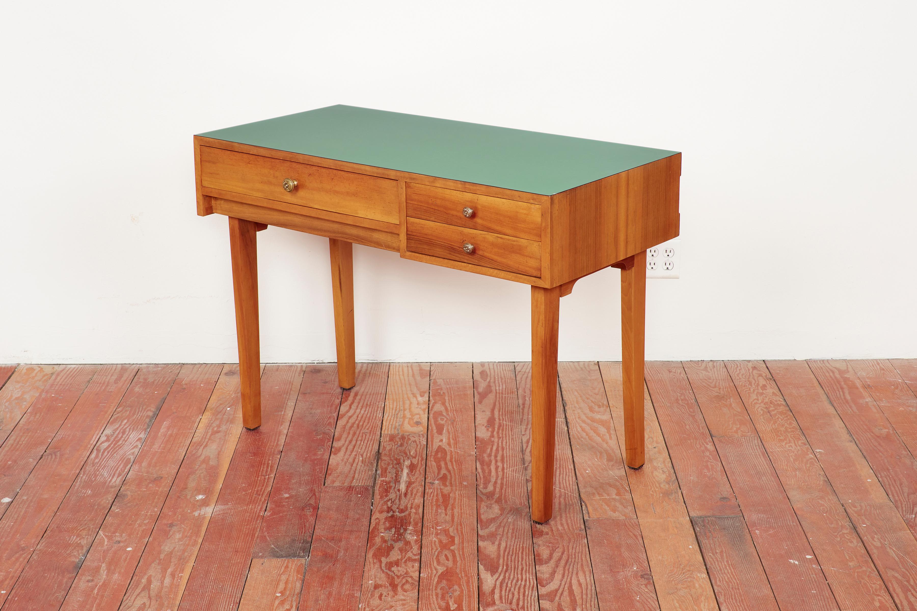 1950s Italian Writing Desk In Good Condition For Sale In Beverly Hills, CA