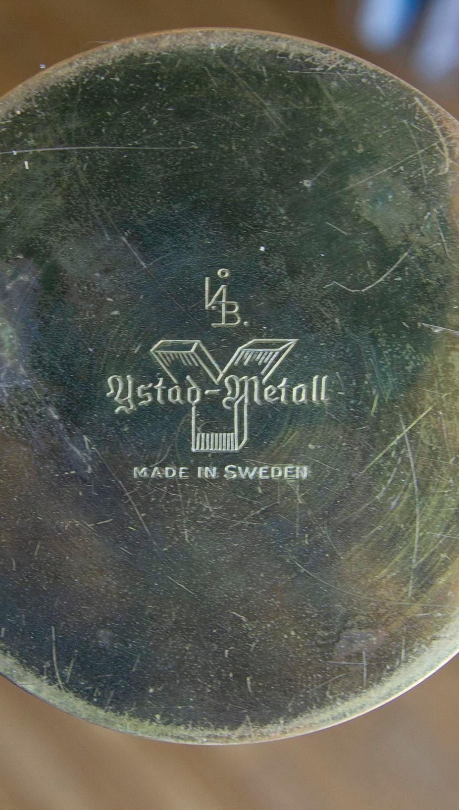1950s Ivar Åhlenius Björk Ystad Metall Liljan Brass Candelsticks - a Pair For Sale 1