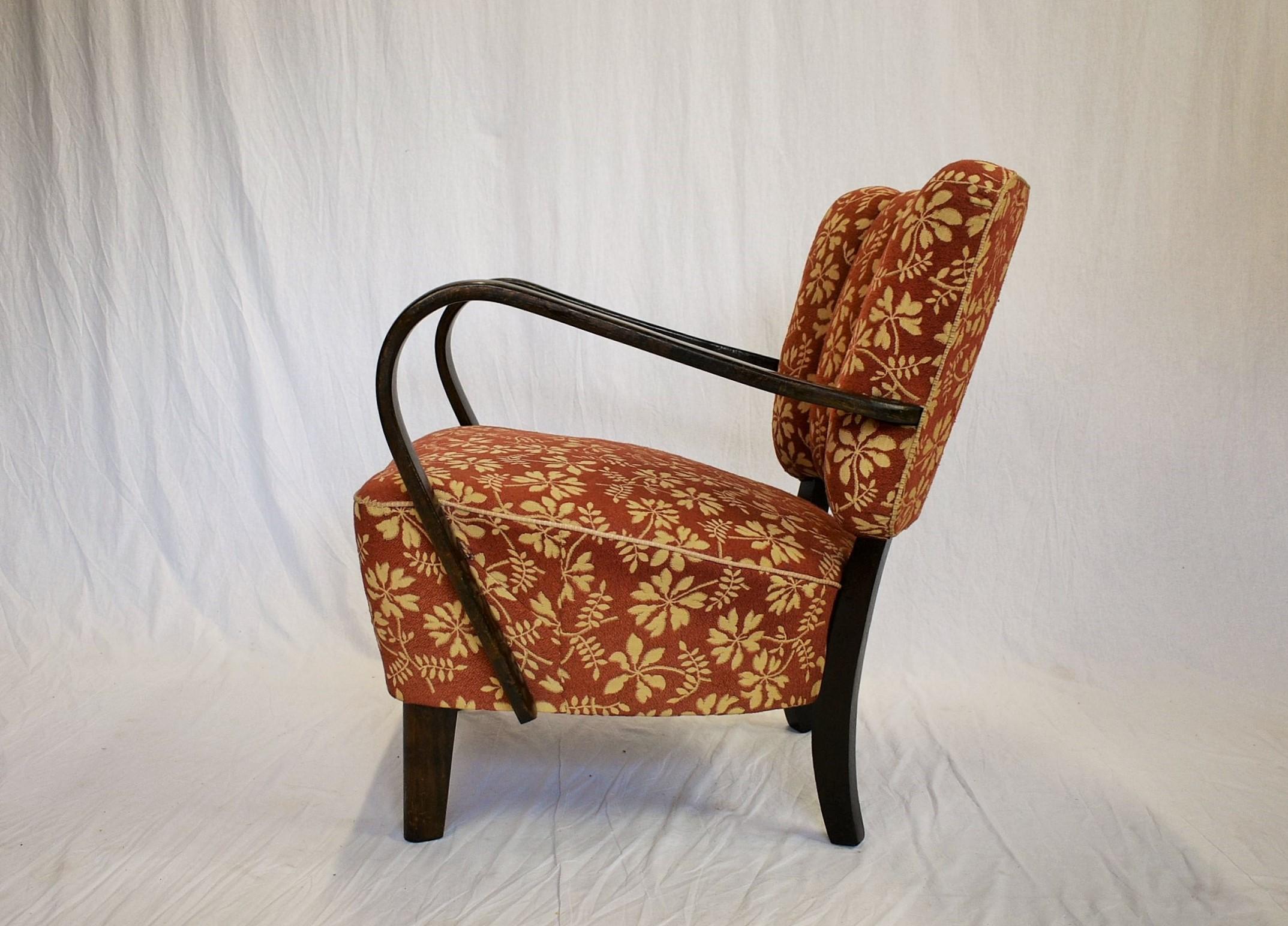 1950s J. Halabala Lounge Chair H-237 In Good Condition For Sale In Praha, CZ