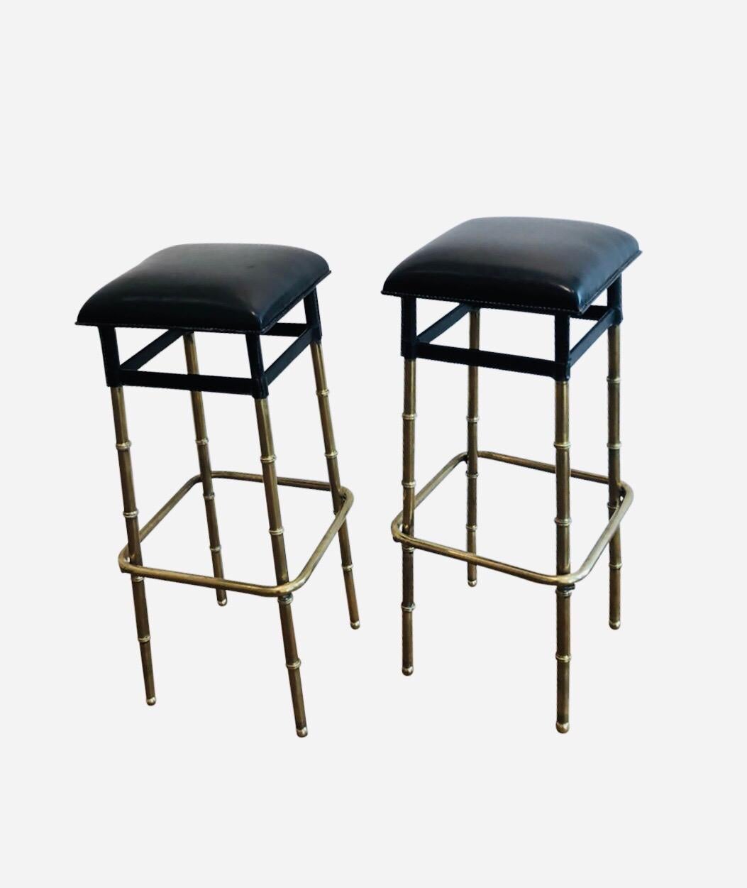 1950s Jacques Adnet Pair of Black Leather Bar Stools Bamboo Style In Good Condition For Sale In Saint-Ouen, FR