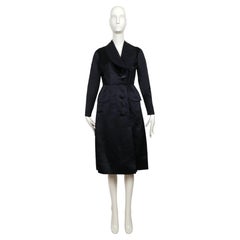 Robe manteau en satin bleu marine JACQUES FATH pour Joseph Halpert, 1950