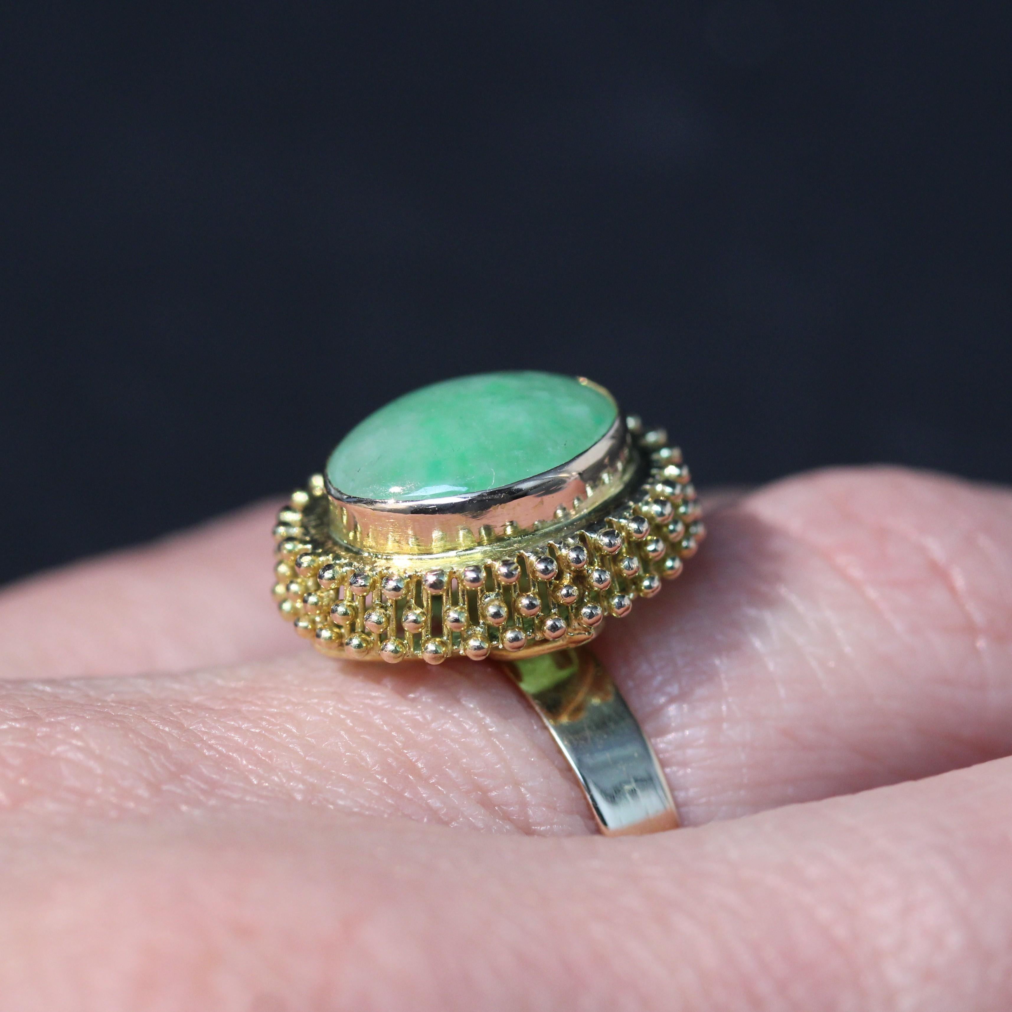 1950s Jade 18 Karat Yellow Gold Retro Oval Ring For Sale 9