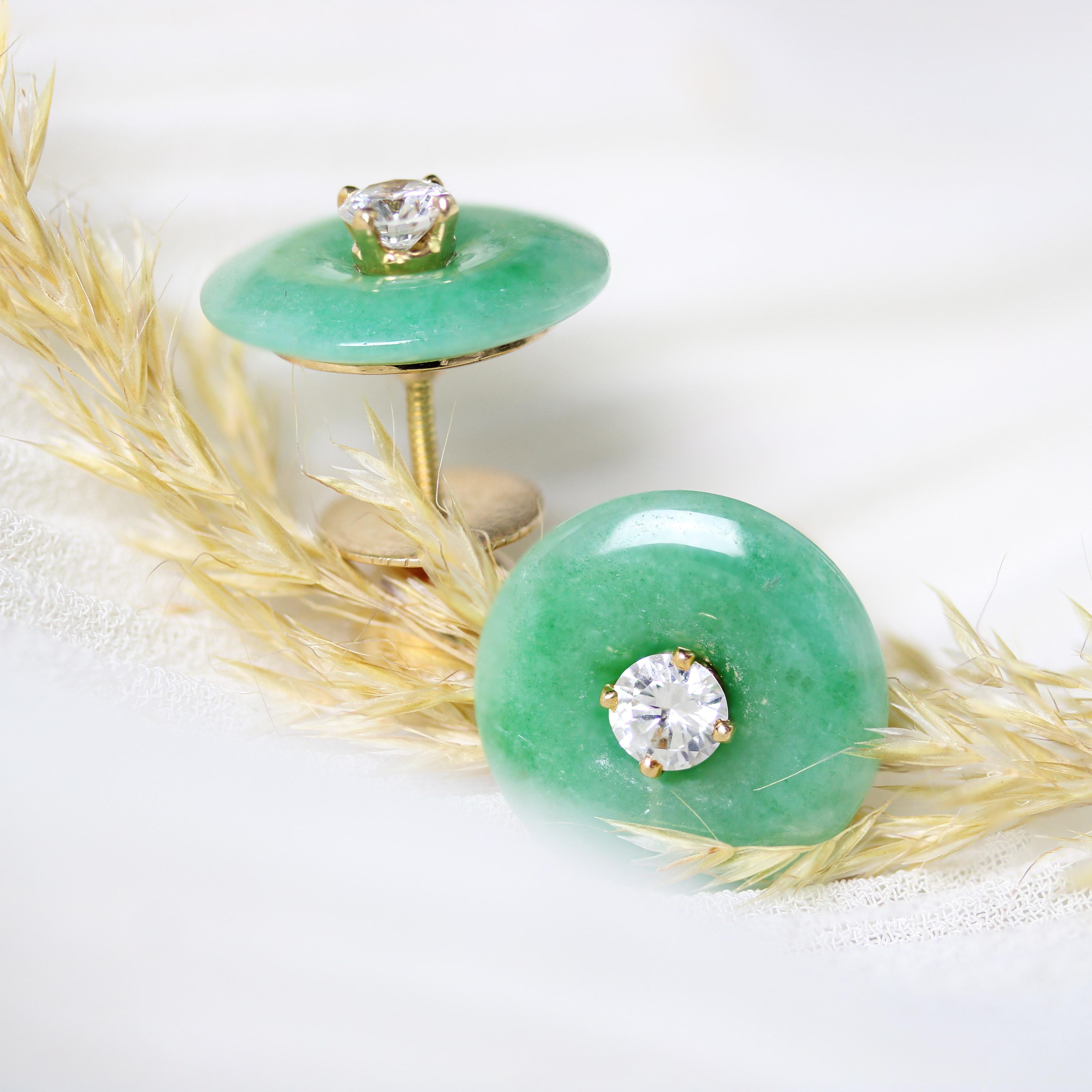 1950s Jade Disk Diamond 18 Karat Yellow Gold Stud Earrings For Sale 2