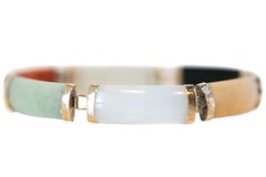 1950s Jade, Quartz, Onyx, Carnelian and 14 Karat Yellow Gold Link Bracelet
