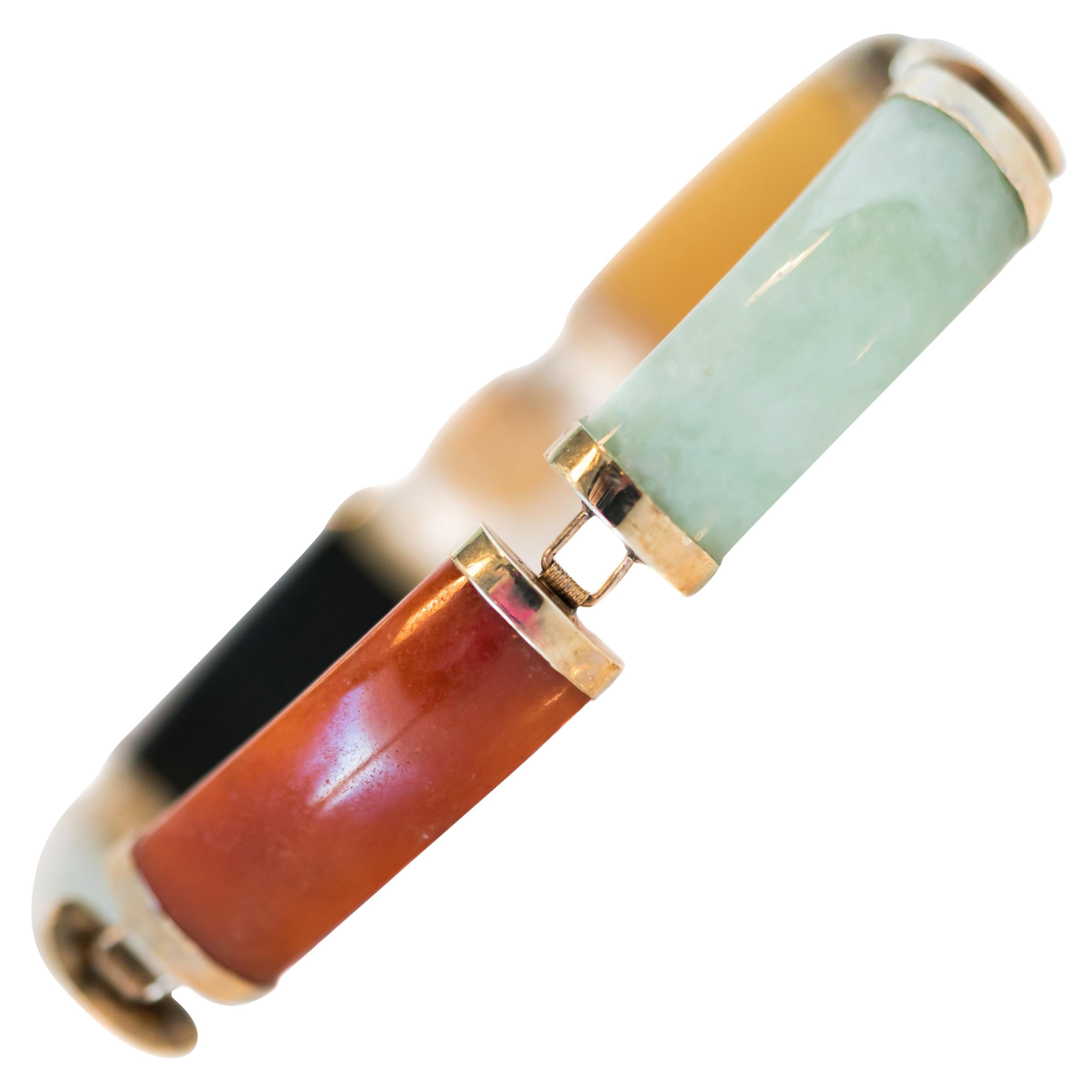 1950s Jade, Quartz, Onyx, Carnelian and 14 Karat Yellow Gold Link Bracelet