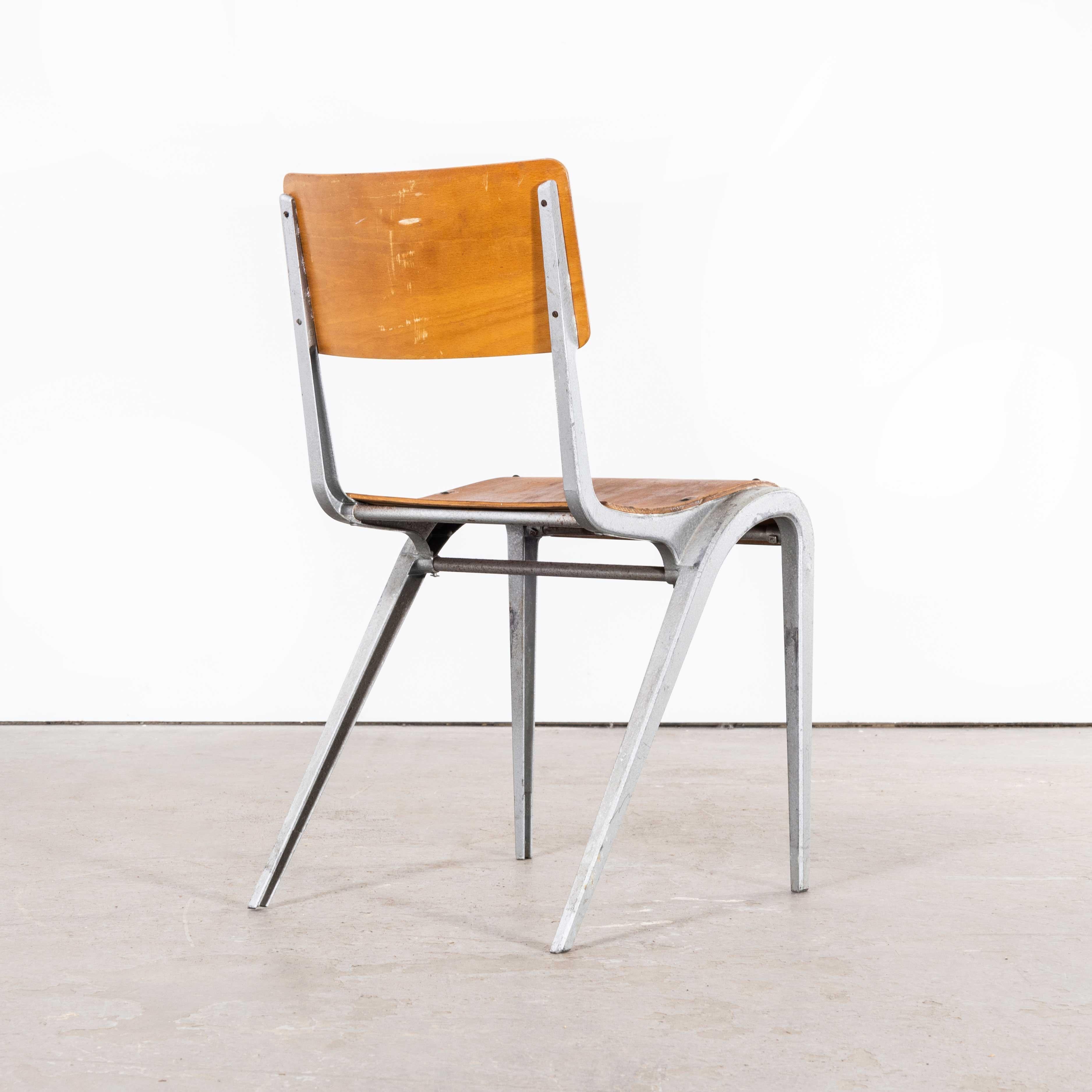 1950s James Leonard Esavian Esa Stacking Dining Chairs, Set of Six In Good Condition In Hook, Hampshire