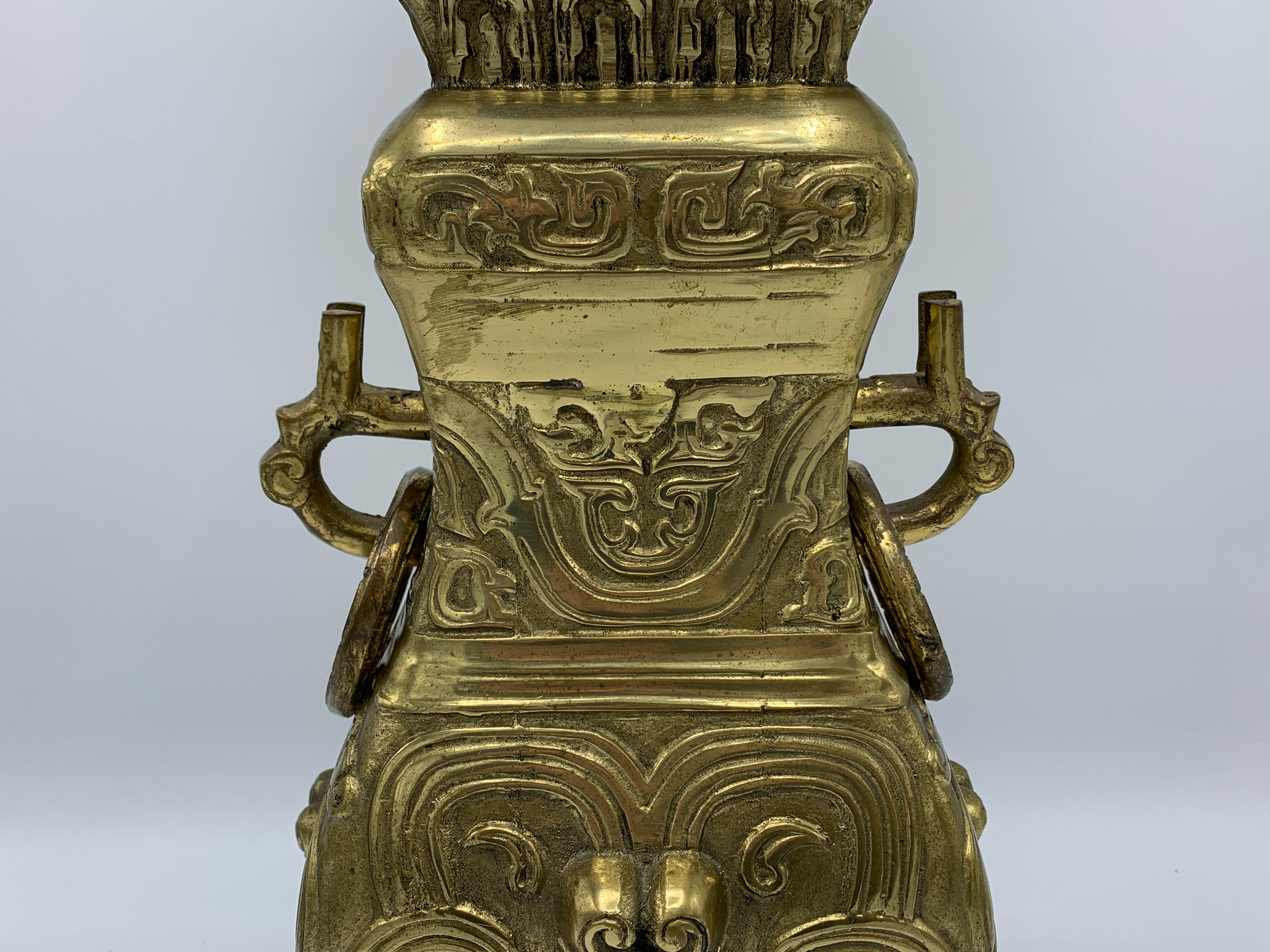 Chinoiserie 1950s James Mont Style Brass Chinese Censor Urn Lamp