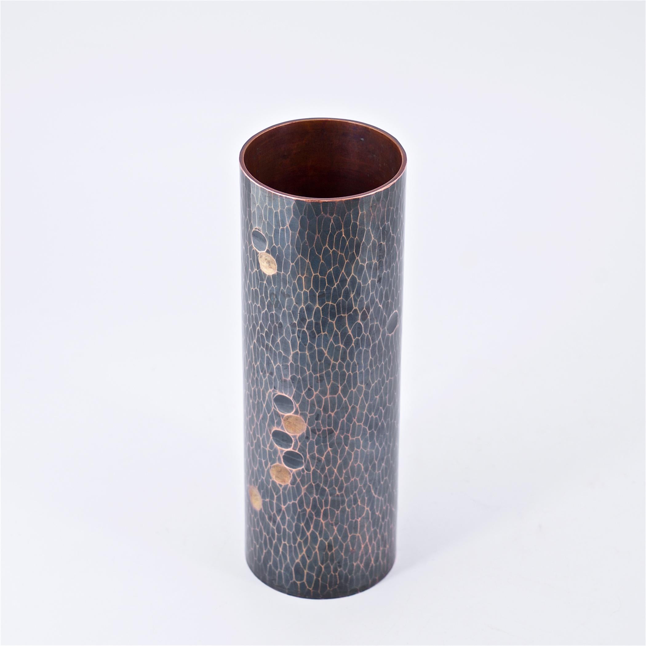 1950s Japanese Bronze Vase Martele Hammered Polka-Dot Meiji Nanbu Mid-Century In Good Condition For Sale In Hyattsville, MD