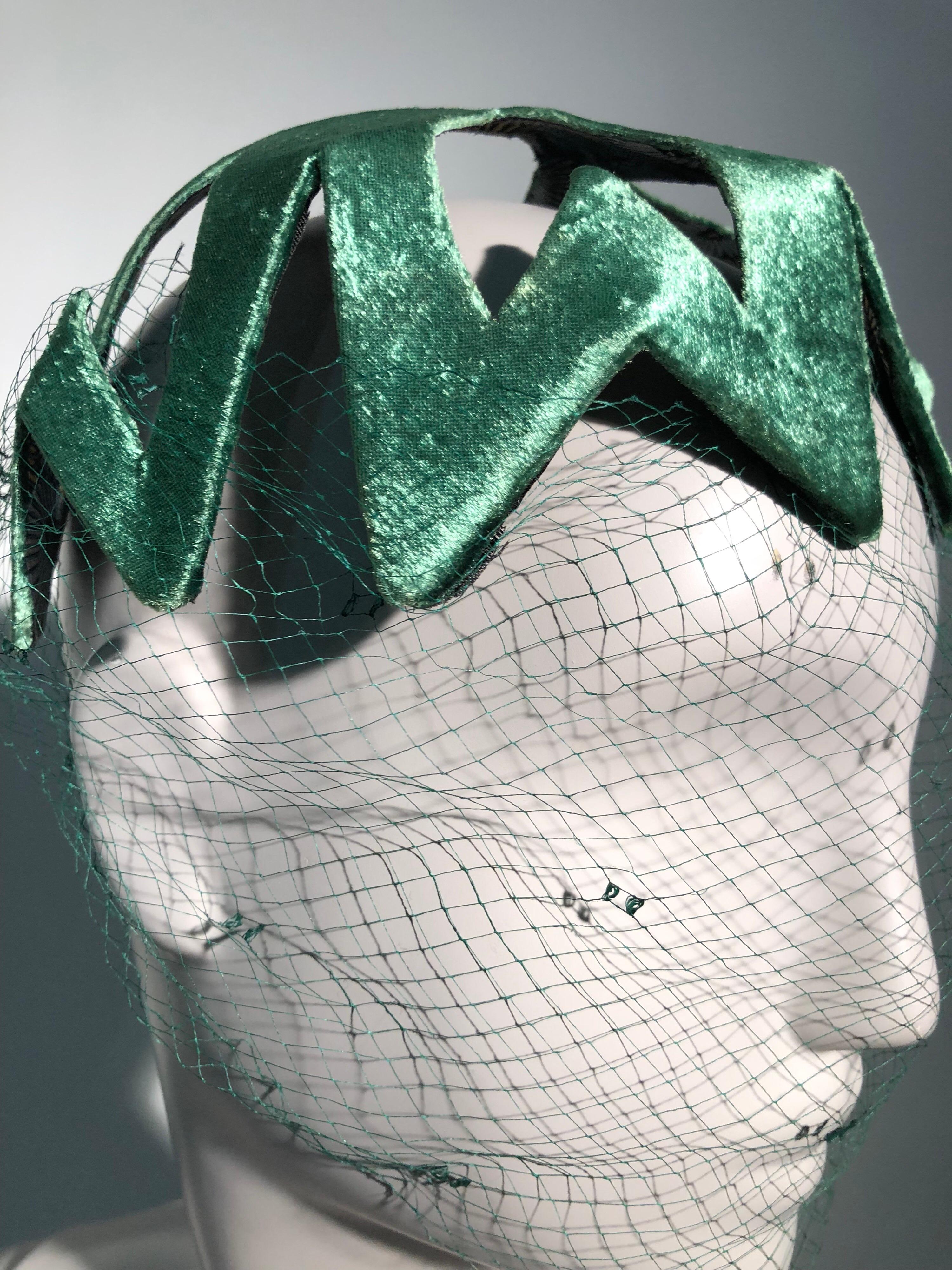 1950s Japanese Emerald Green Satin Zig Zag Graphic Hat W/ Dotted Veil 2