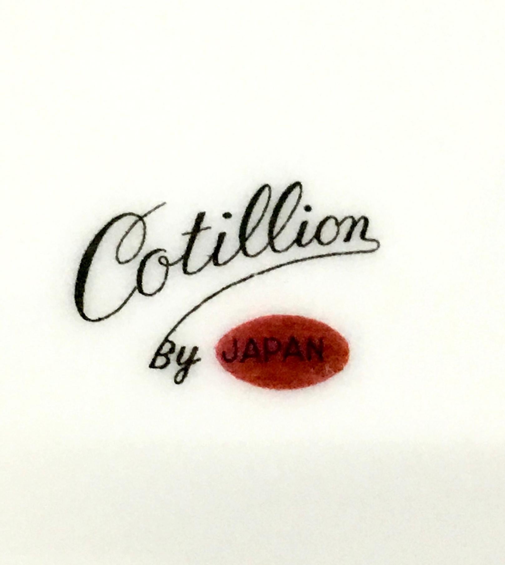 Porcelaine japonaise des années 1950 et or 22 carats Cotillion Service de table S/24 en vente 7