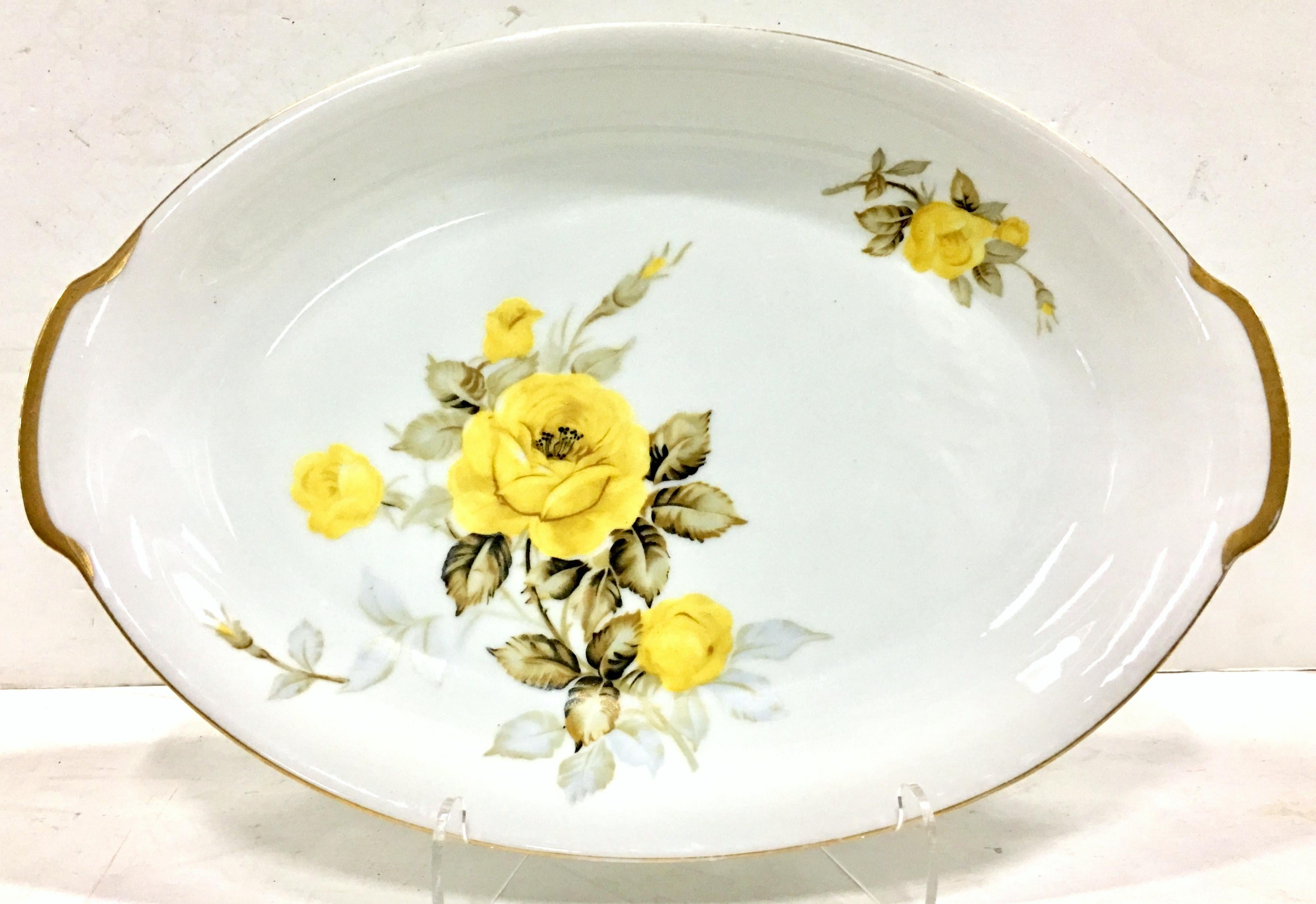 20ième siècle Porcelaine japonaise des années 1950 et or 22 carats Cotillion Service de table S/24 en vente