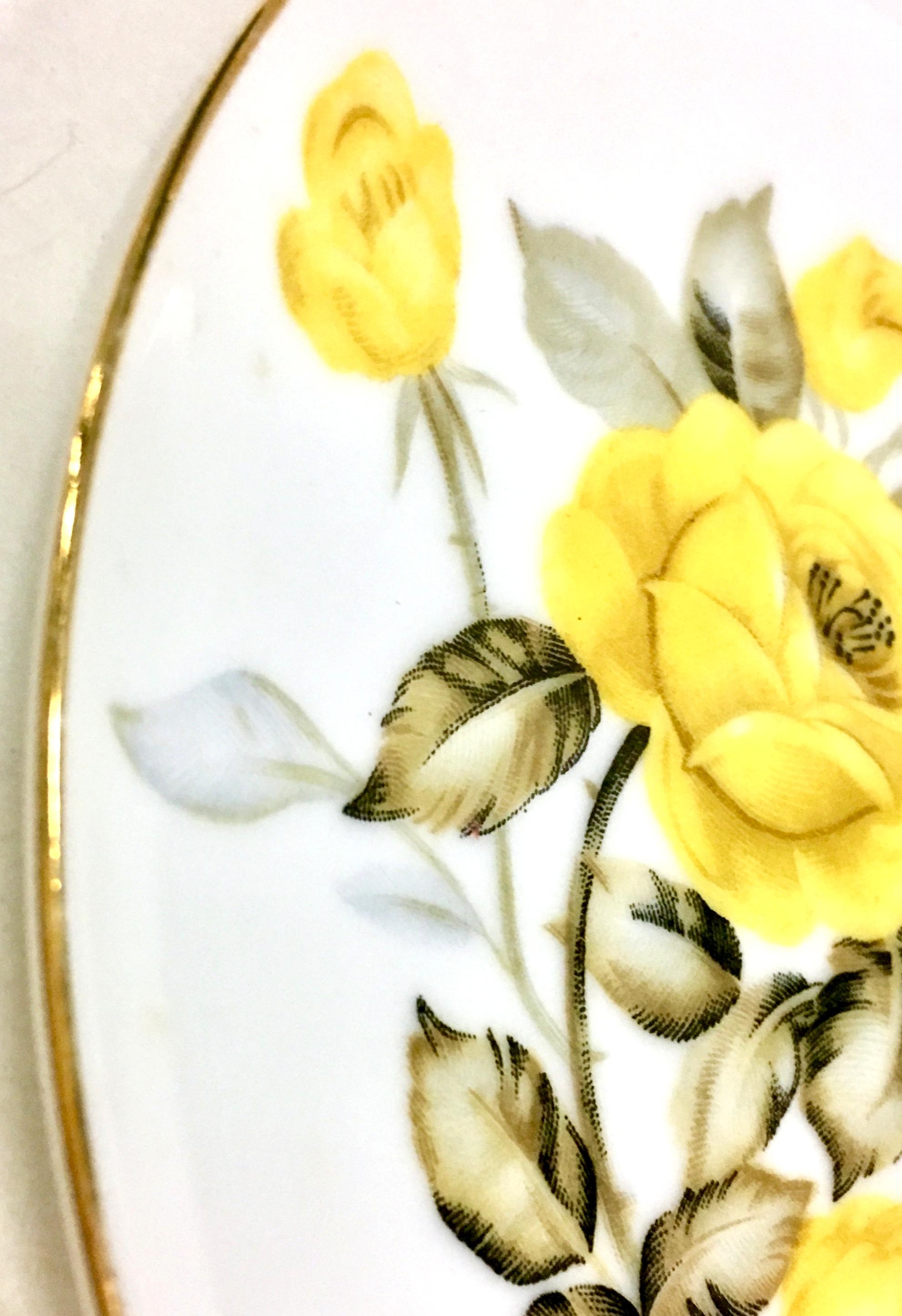 Porcelaine japonaise des années 1950 et or 22 carats Cotillion Service de table S/24 en vente 1