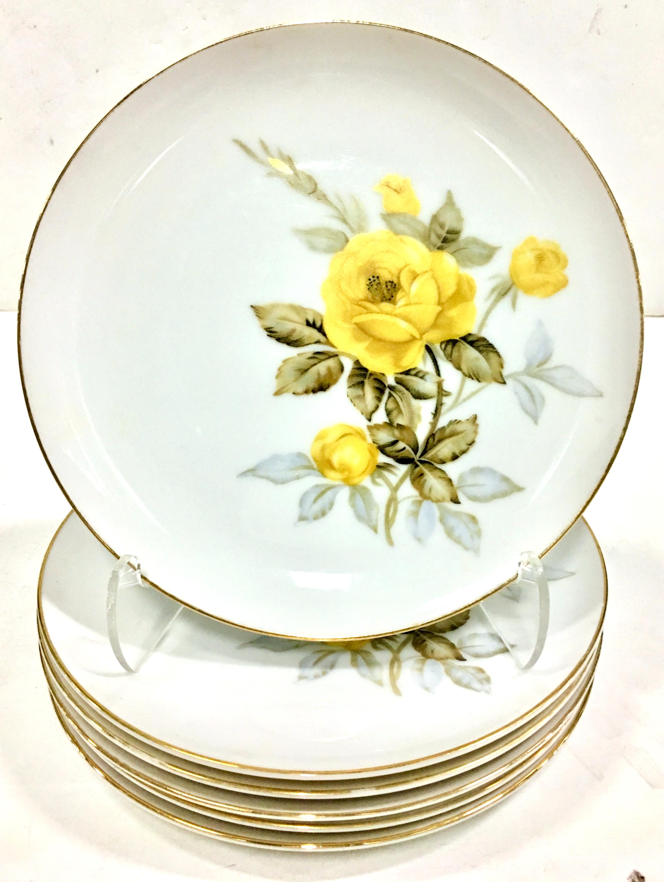 Japonais Porcelaine japonaise des années 1950 et or 22 carats Cotillion Service de table S/24 en vente