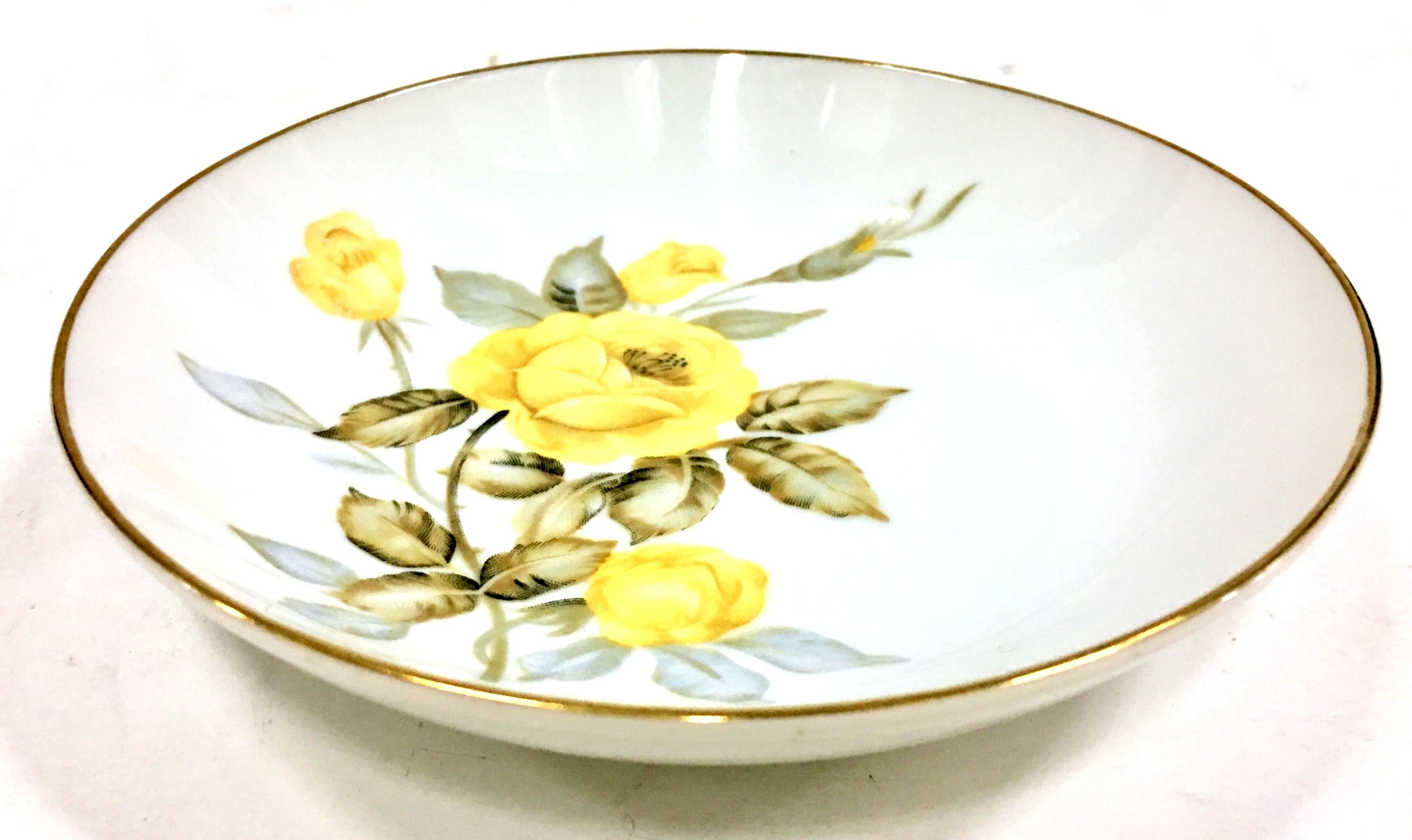 Porcelaine japonaise des années 1950 et or 22 carats Cotillion Service de table S/24 Bon état - En vente à West Palm Beach, FL