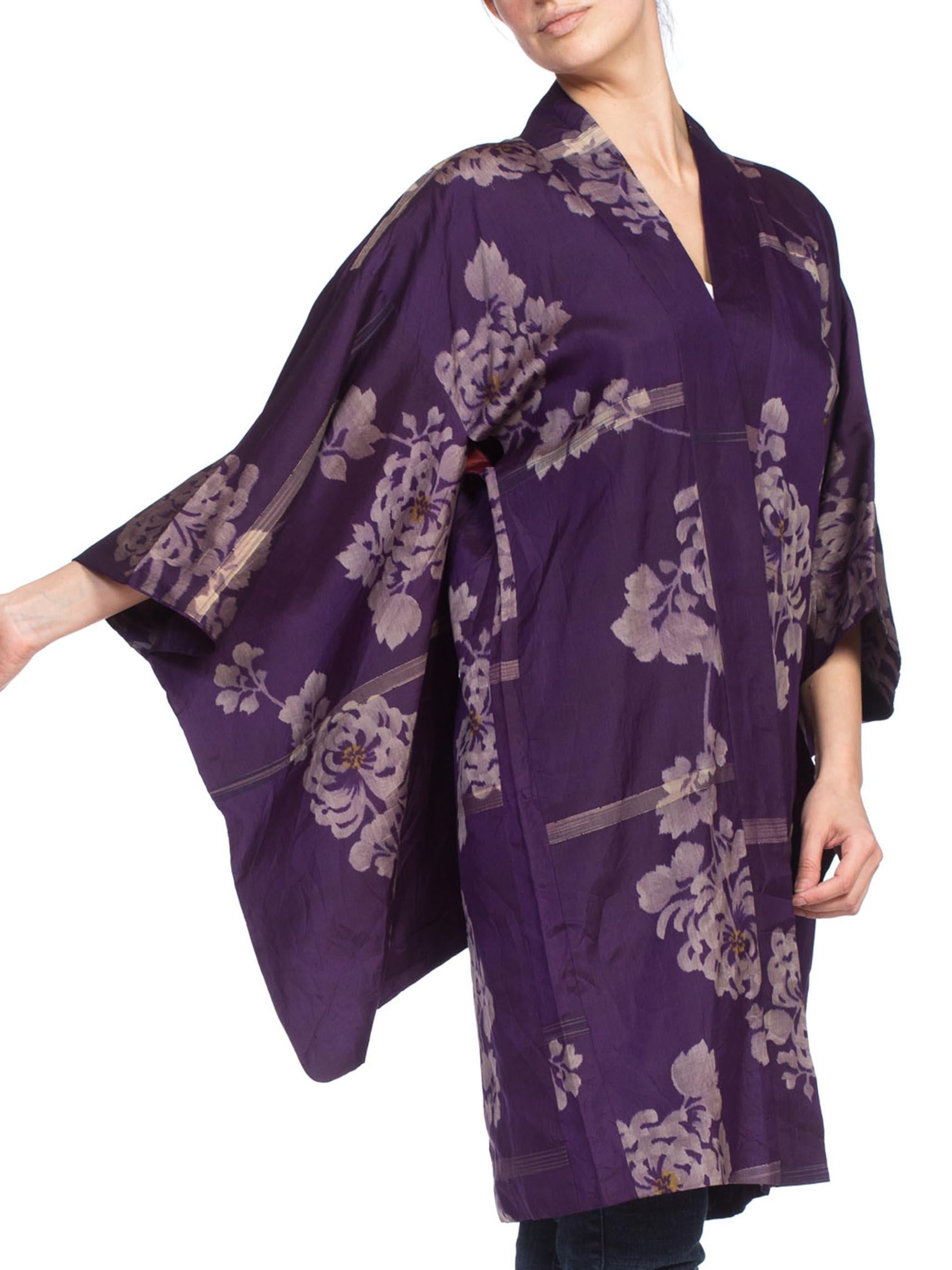 Women's 1950'S Japanese Purple Floral Silk  Kimono