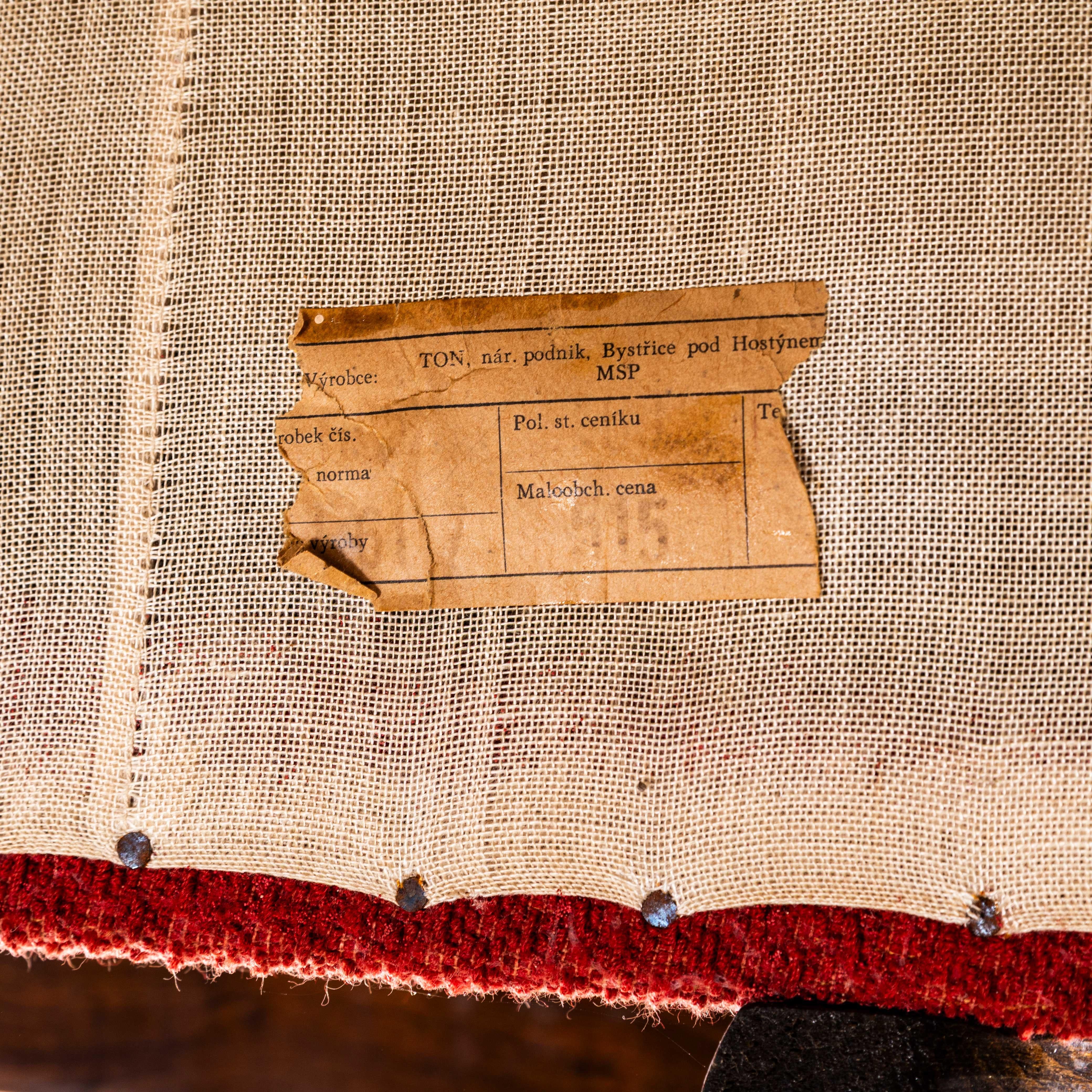 1950er Jahre Jaroslav Šmídek Original Sessel in Chevron Slub Jacquard - gefedert Se im Angebot 6