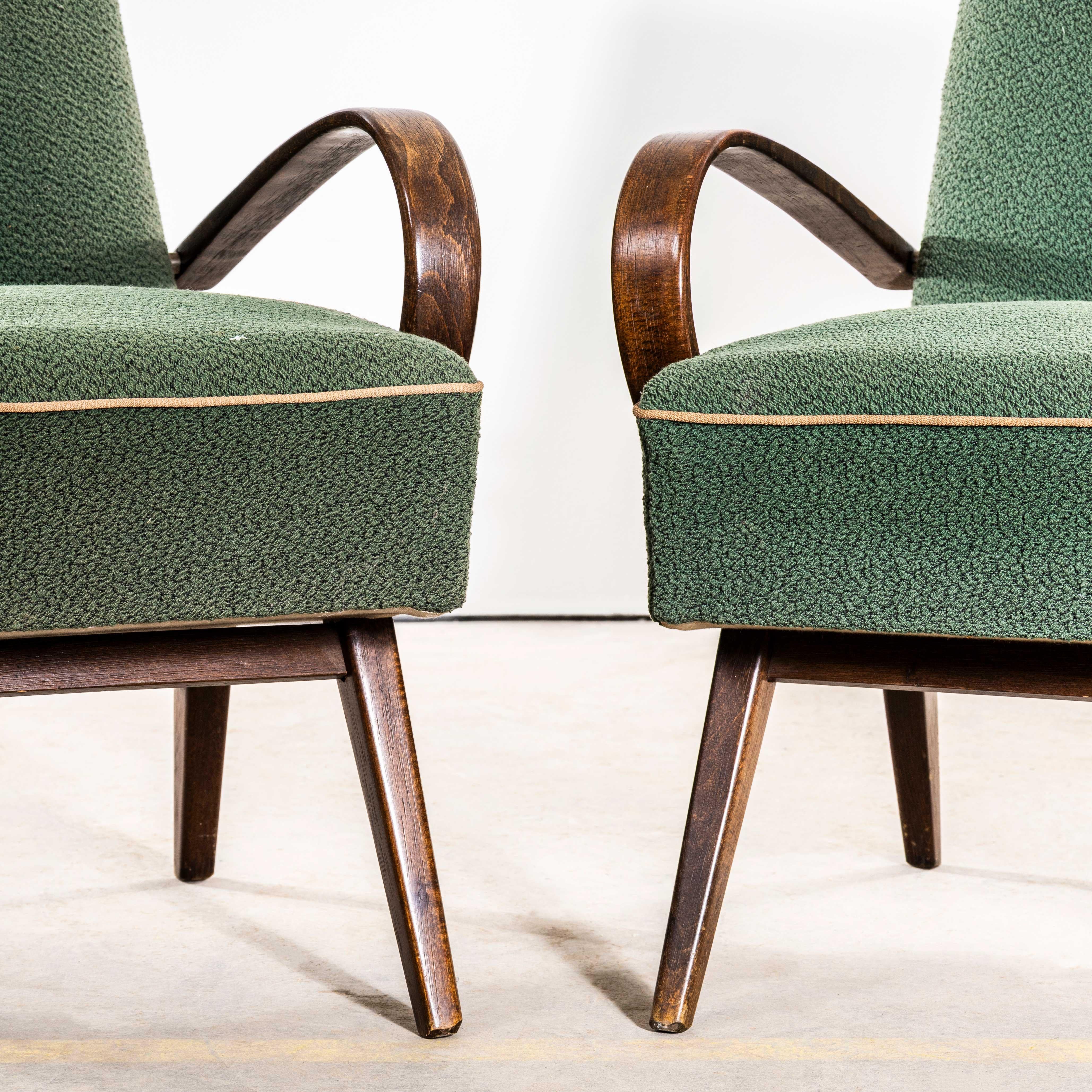 1950er Jahre Jaroslav Šmídek Original Sessel in Waldjacquard - gefederter Sitz (Textil) im Angebot