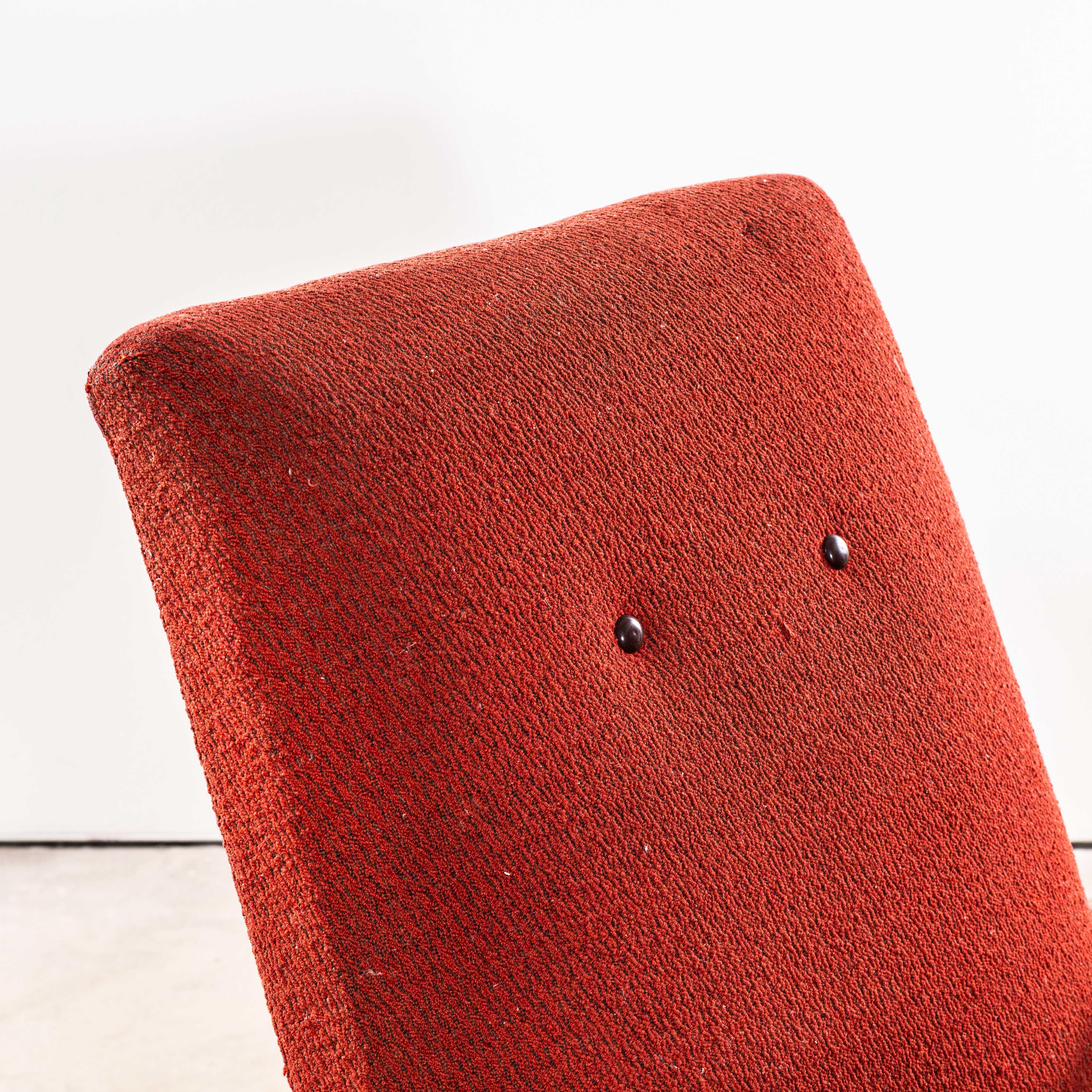 1950er Jahre Jaroslav Šmídek Original Sessel in Tomato Boucle Geometric Check Fab im Angebot 3