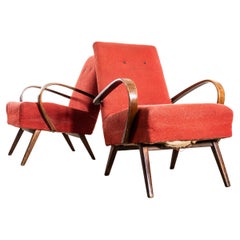 1950er Jahre Jaroslav Šmídek Original Sessel in Tomato Boucle Geometric Check Fab