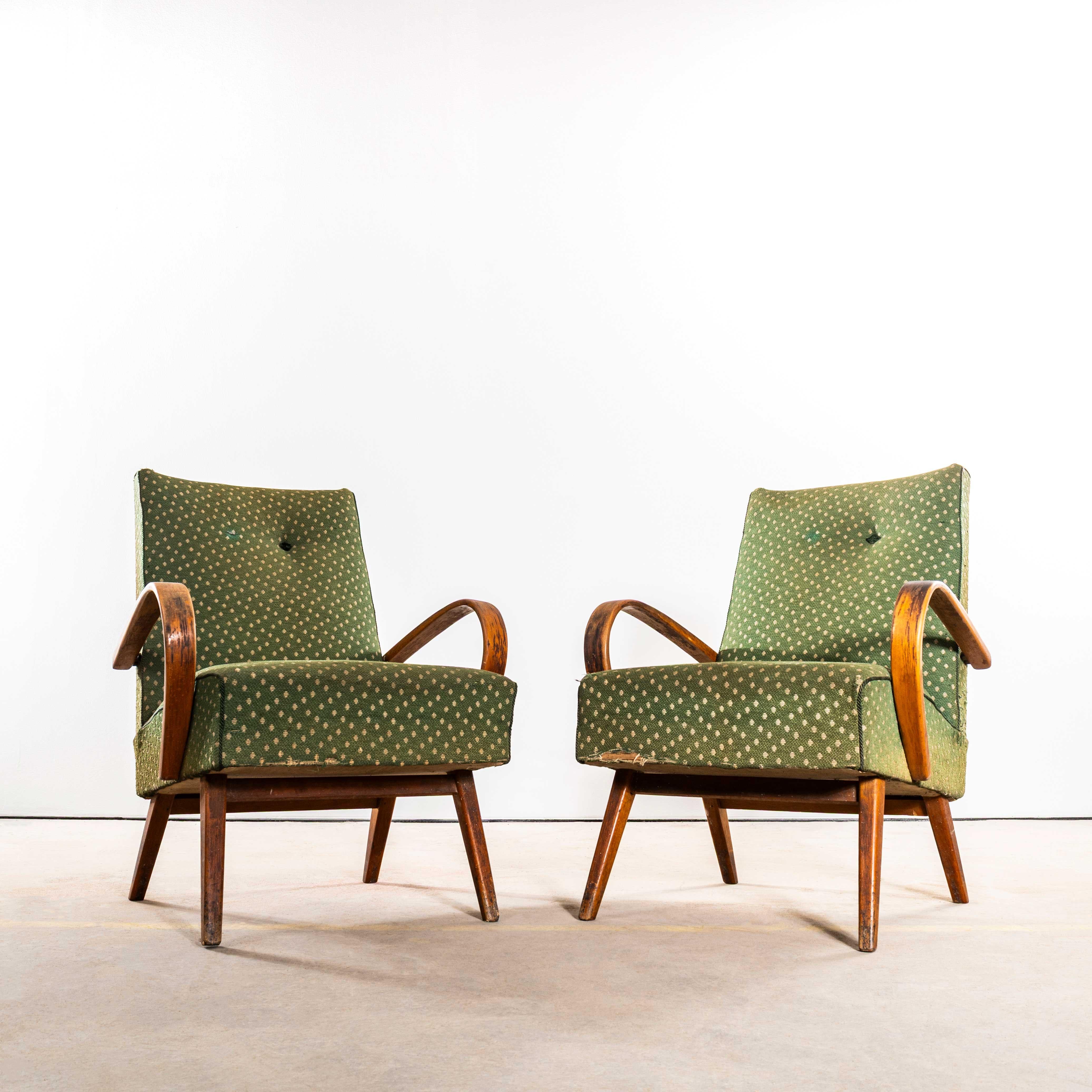 1950er Jahre Jaroslav Šmídek Original Sessel in Chevron Slub Jacquard - gefederter Sitz im Zustand „Gut“ im Angebot in Hook, Hampshire
