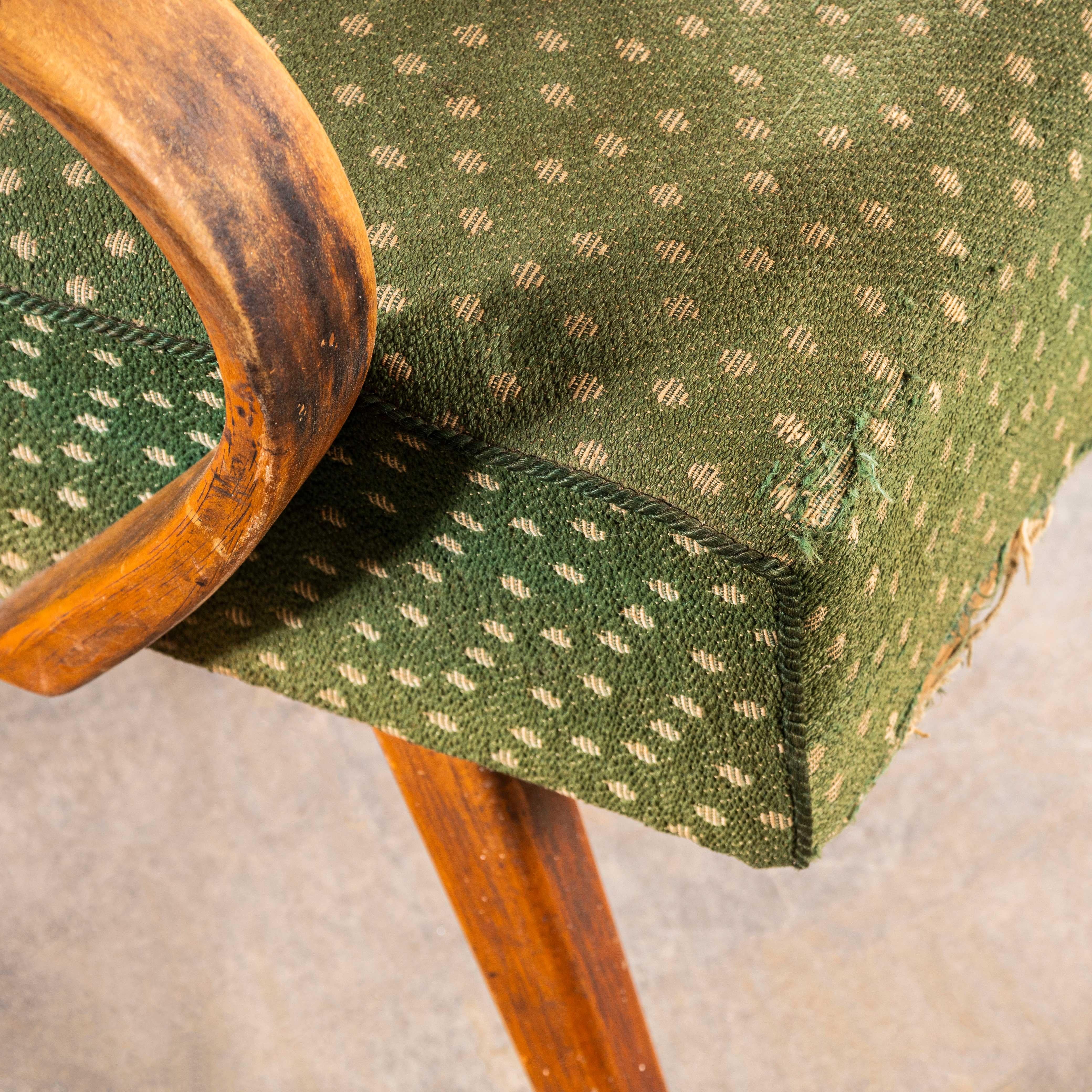 1950er Jahre Jaroslav Šmídek Original Sessel in Chevron Slub Jacquard - gefederter Sitz im Angebot 2