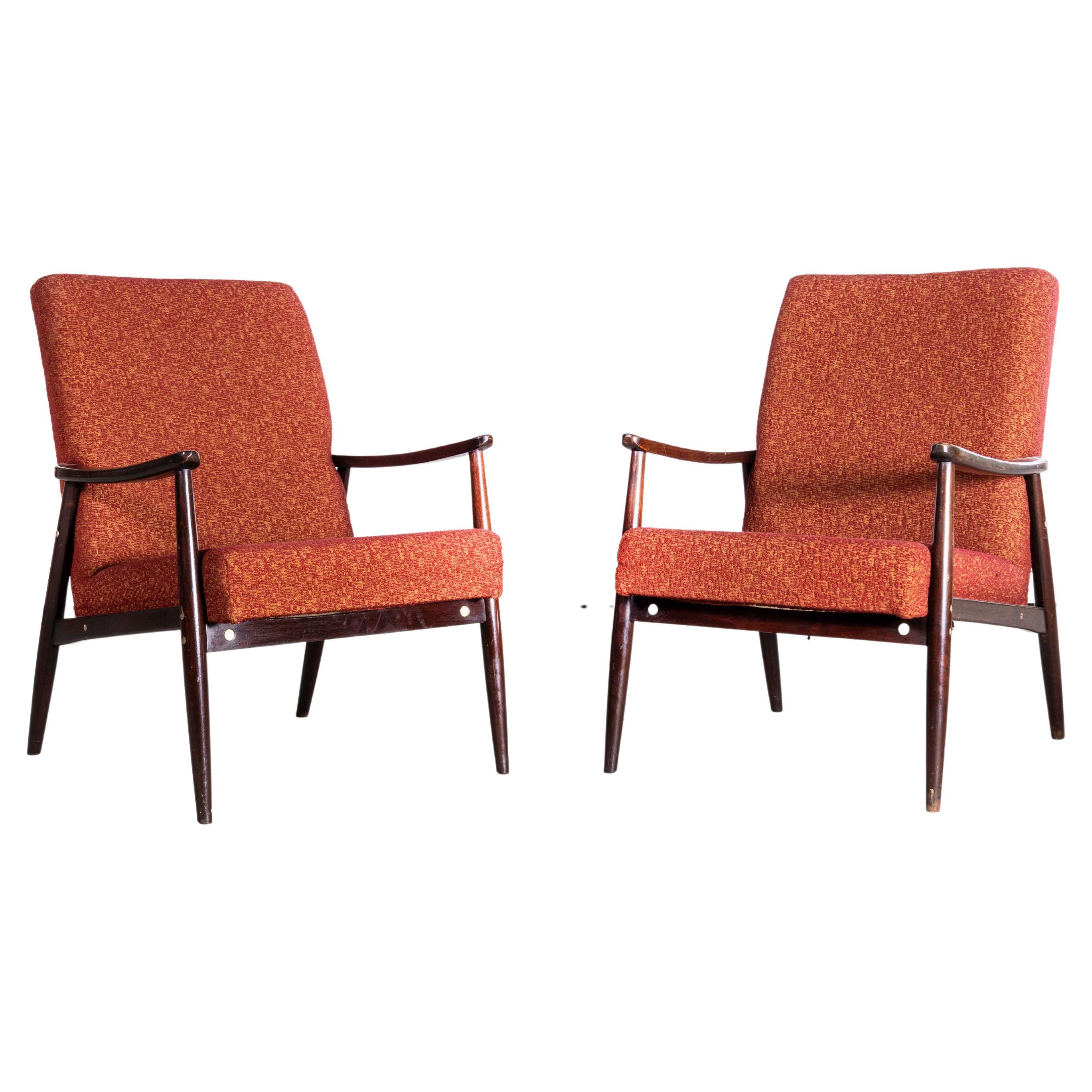 Paire de fauteuils d'origine Jaroslav Smidek rouge foncé des années 1950