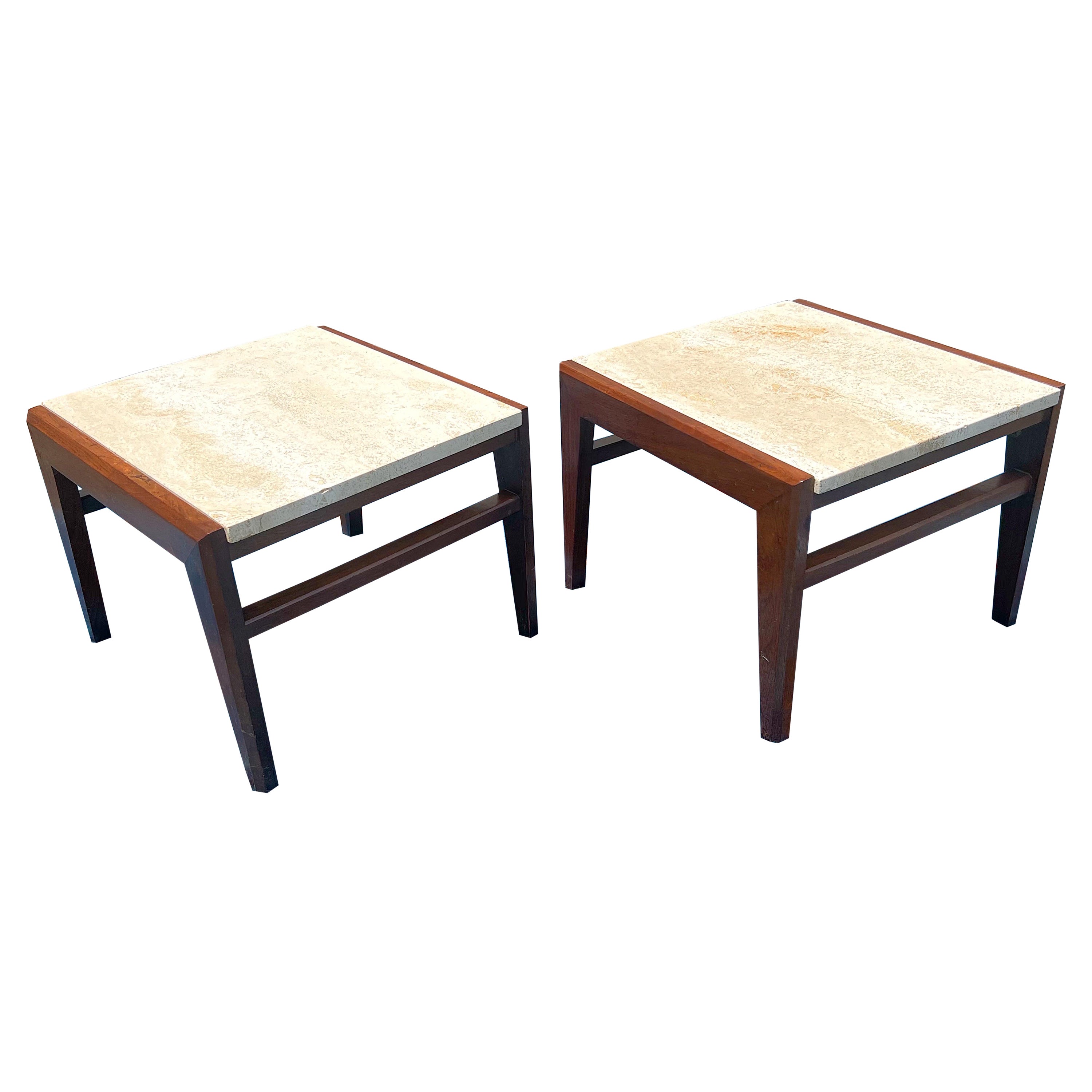 Tables d'appoint en travertin et noyer des années 1950 attribuées à The Jens Risom Modernity