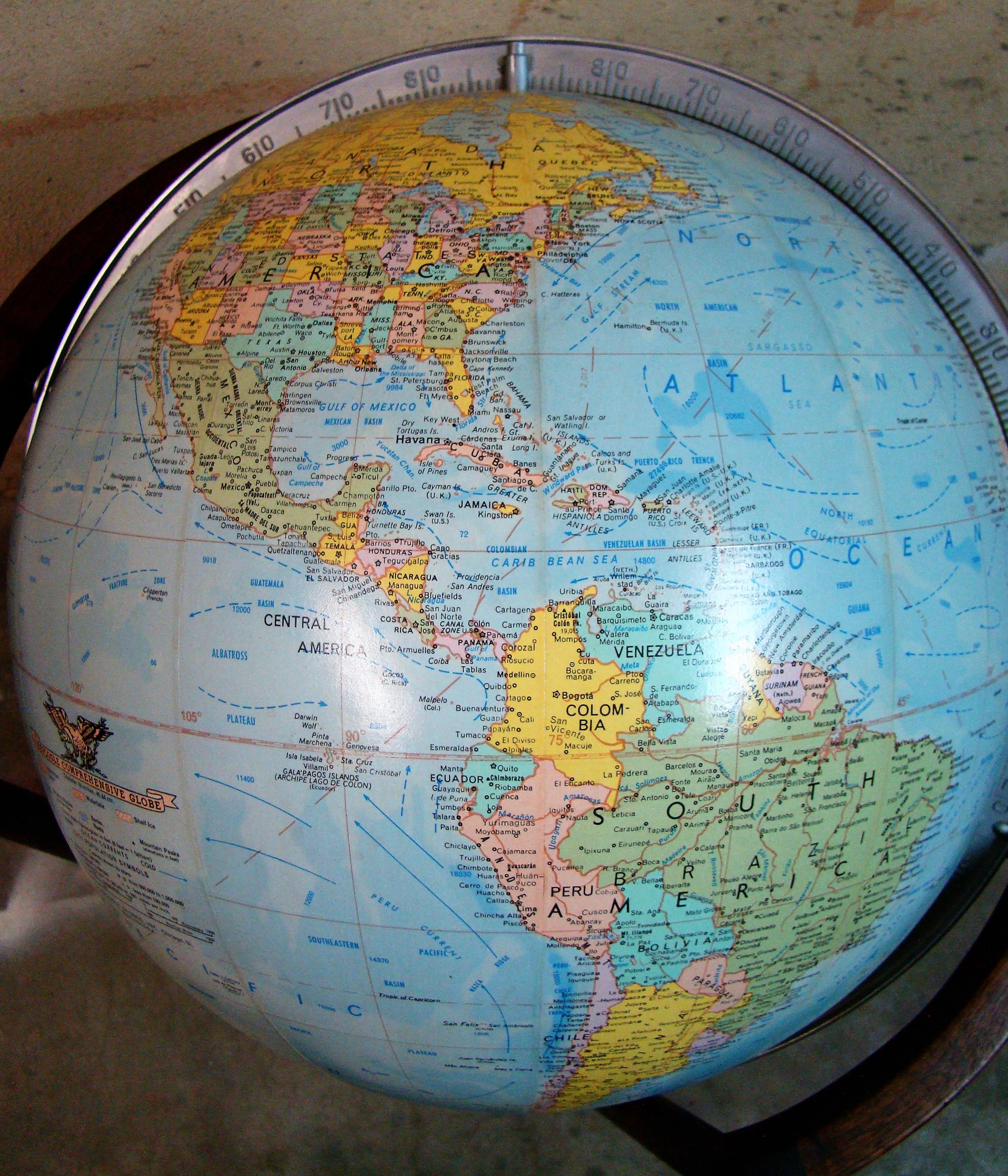 1950s Jens Risom Designed Sculptural Walnut Standing Floor Globe, USA 10