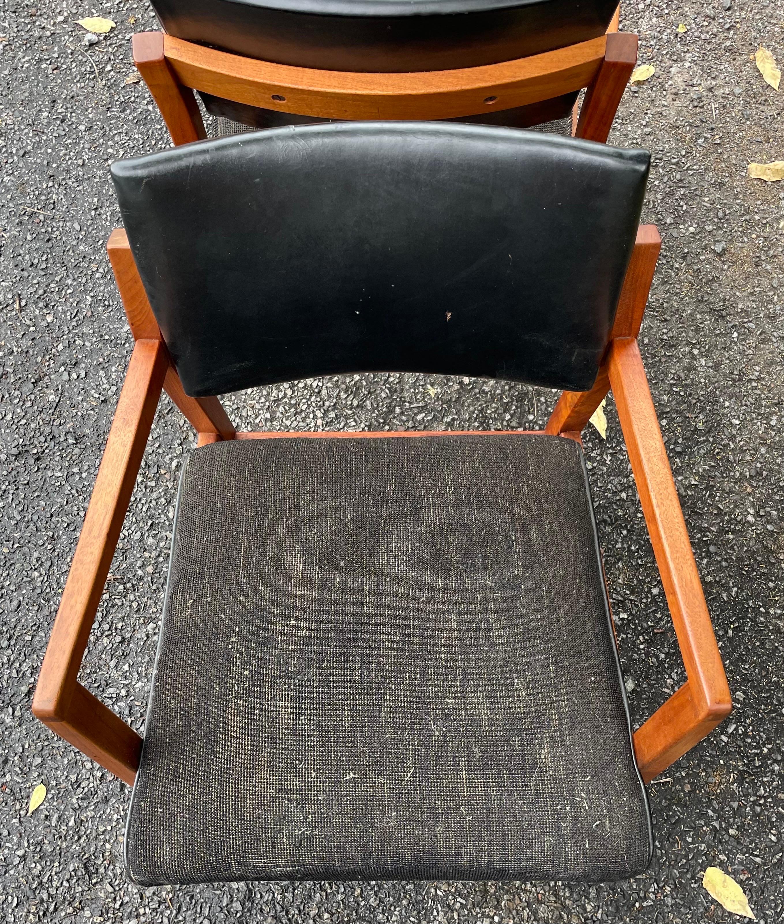 Leather 1950s Jens Risom Style Walnut Arm Chairs, a Pair For Sale