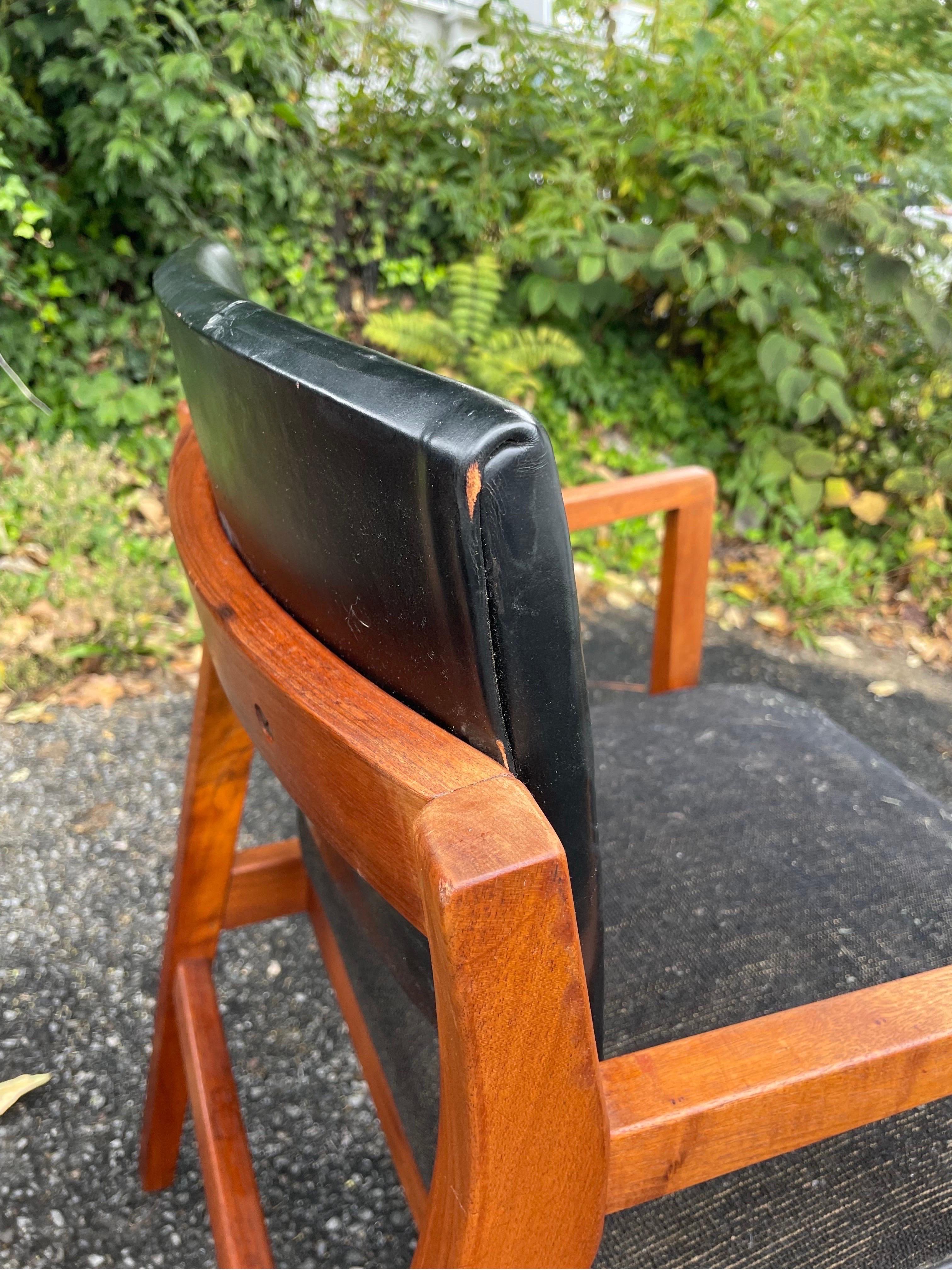 1950s Jens Risom Style Walnut Arm Chairs, a Pair For Sale 1