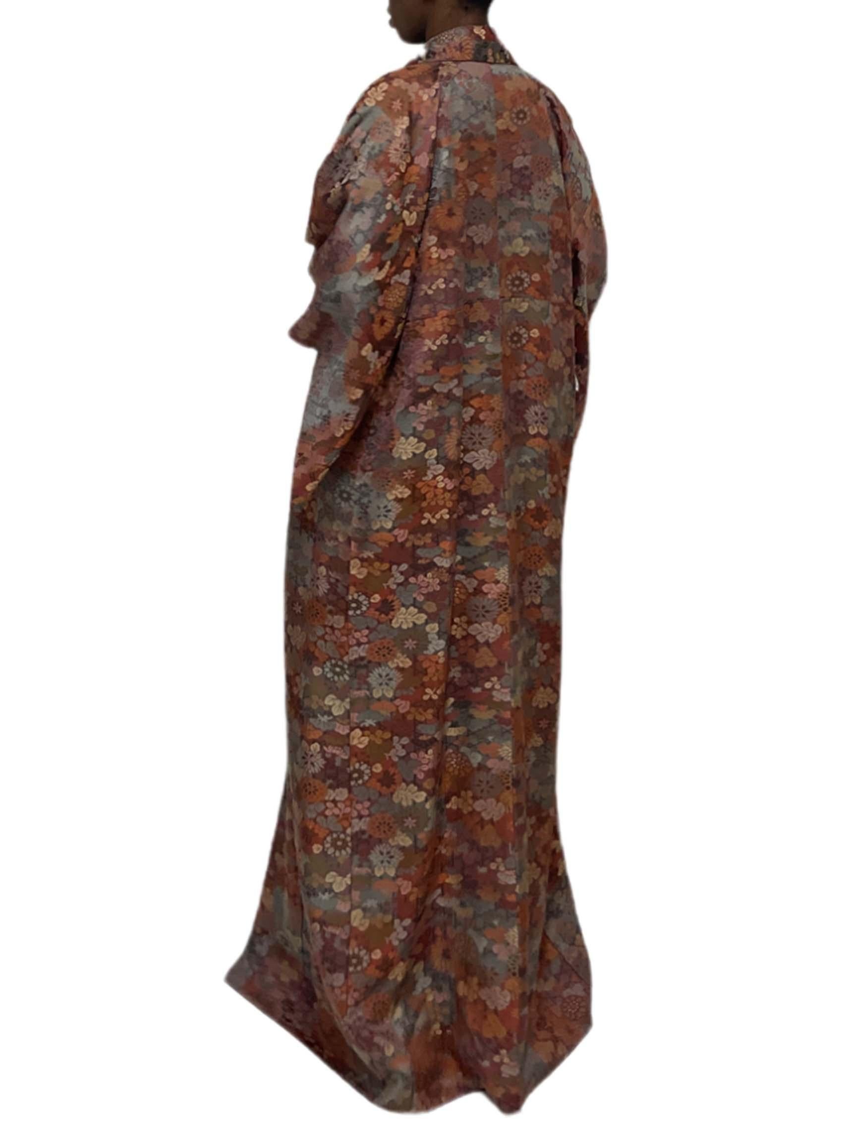 Women's 1950S Jewel-Tone Silk Jacquard Short Floral Kimono For Sale