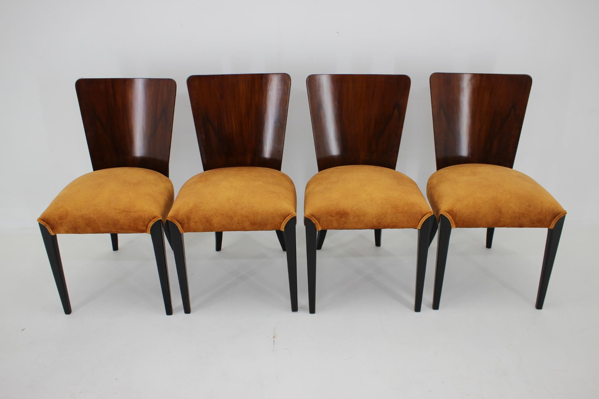 Mid-Century Modern 1950s Jindrich Halabala Dining Chairs H-214 for UP Závody, Set of 4 For Sale