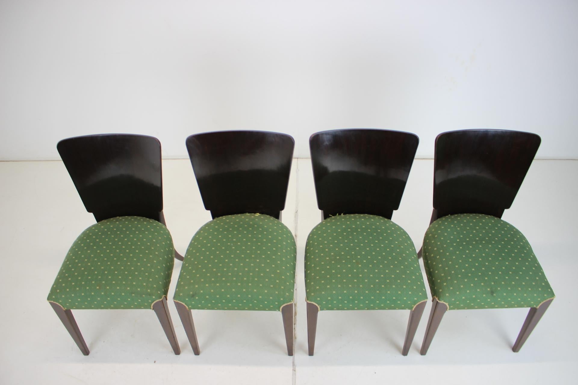 1950s  Jindrich Halabala Dining Chairs H-214 for UP Závody, Set of 4  In Good Condition For Sale In Praha, CZ